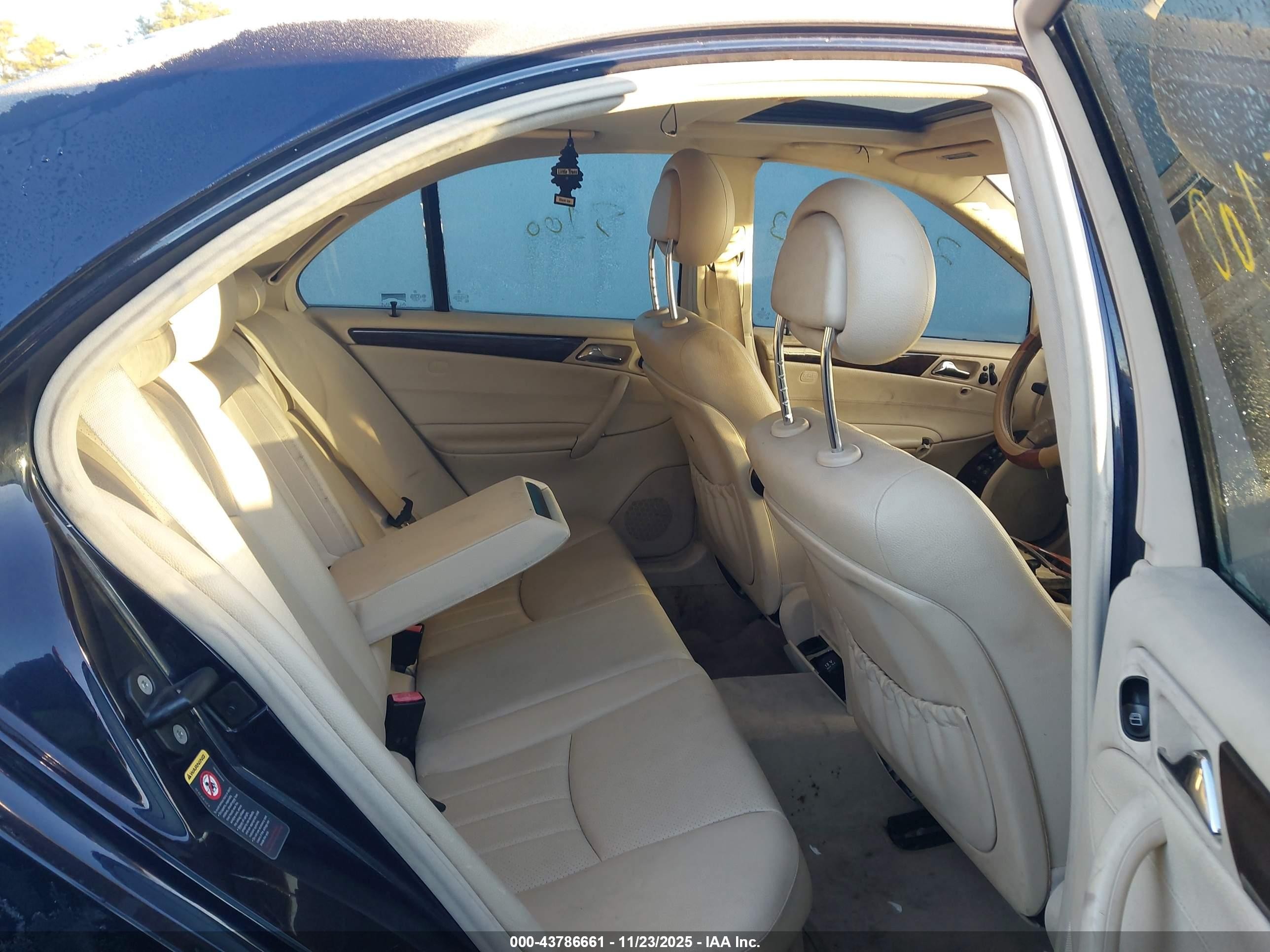 2005 Mercedes-benz C 240 Luxury 4matic Black vin: WDBRF81J25F661219