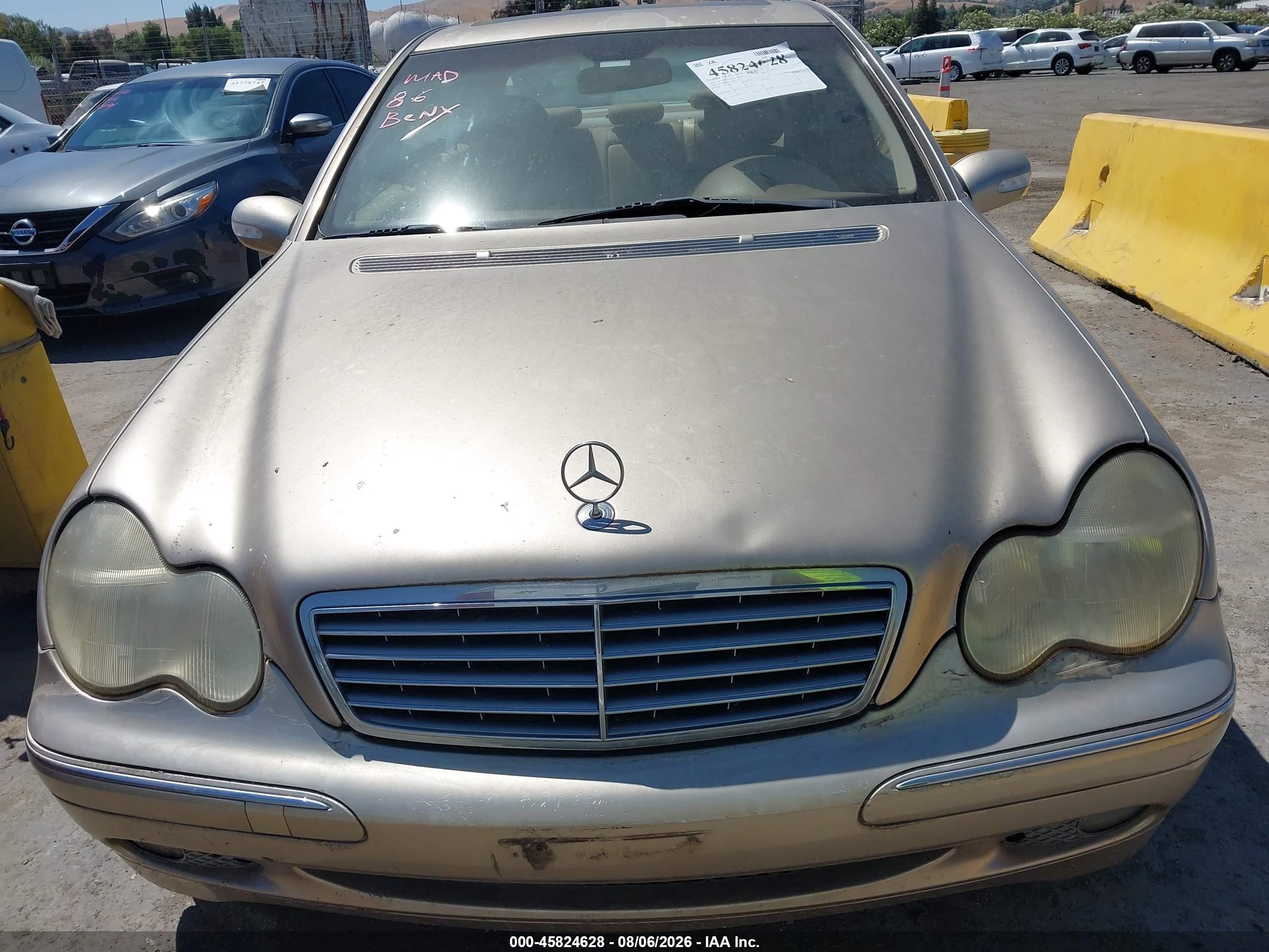 2003 Mercedes-benz C 240 Beige vin: WDBRF81J33F383542