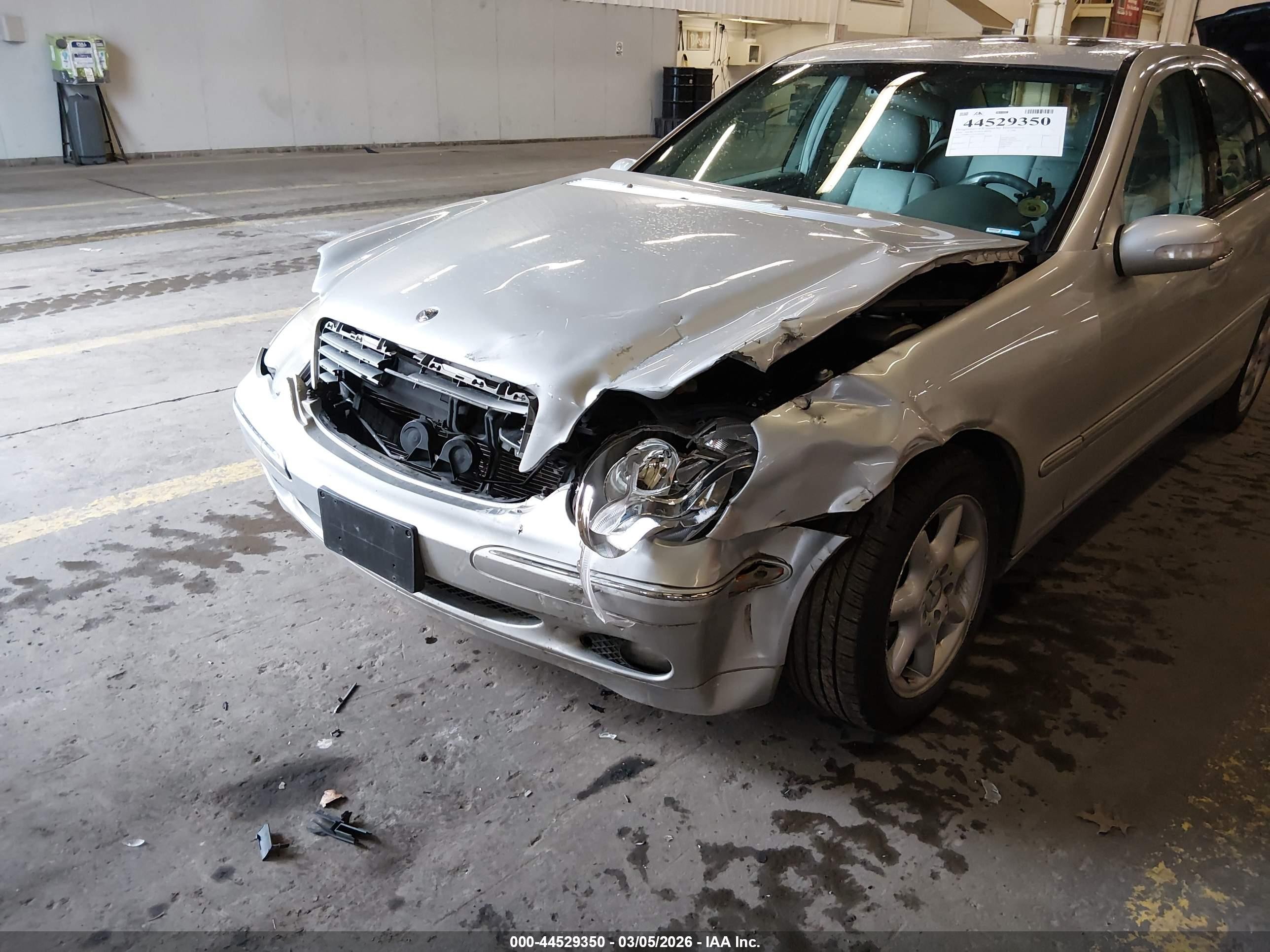 2004 Mercedes-benz C 240 4matic Silver vin: WDBRF81J34F460296