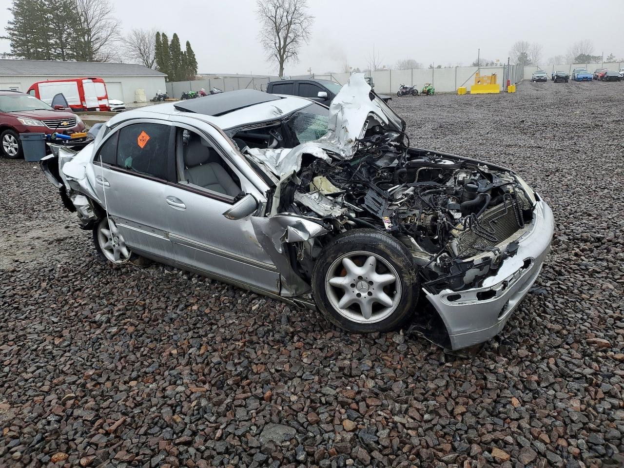 2004 Mercedes-benz C 240 4matic Silver vin: WDBRF81J34F521338