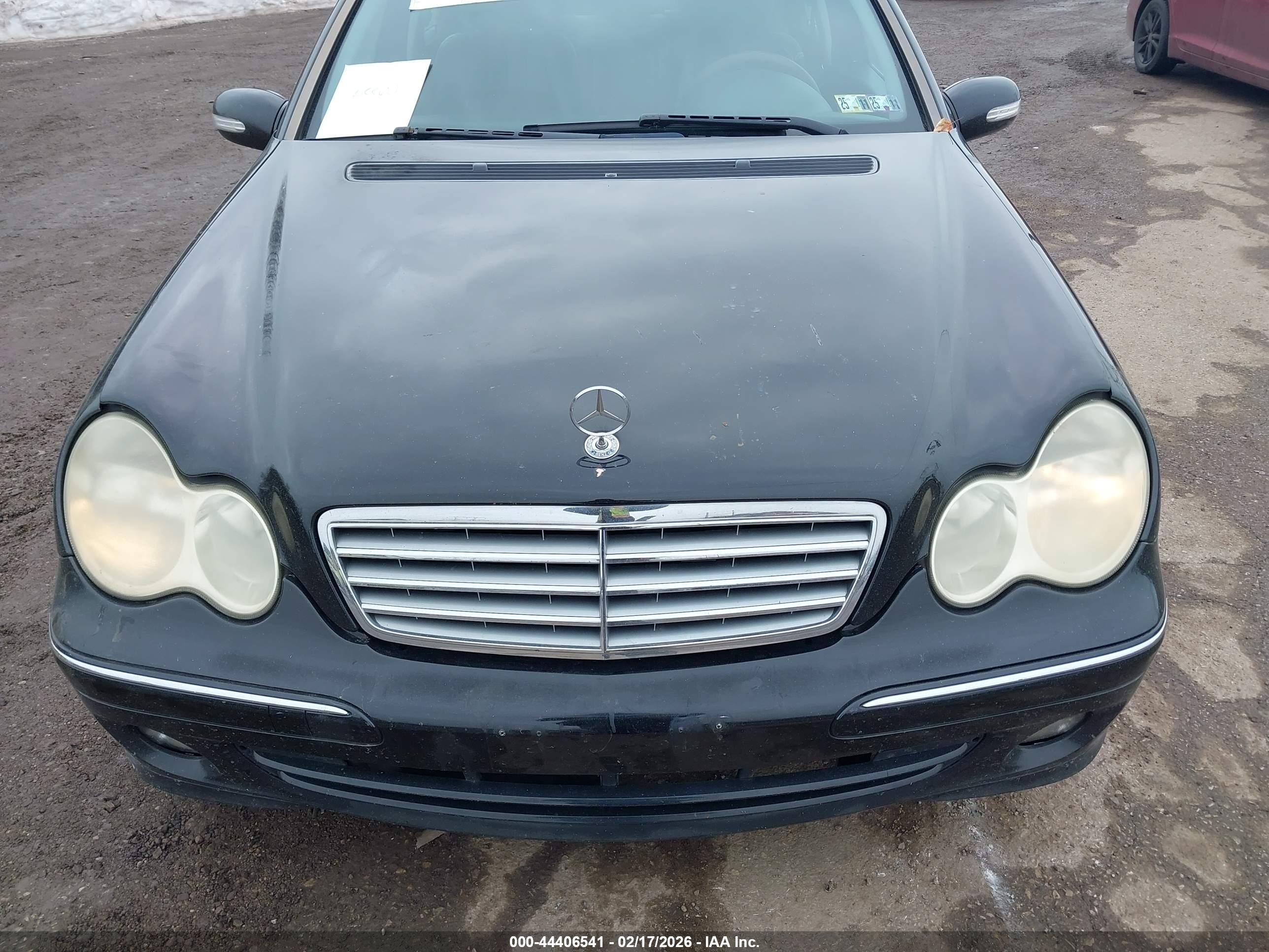 2005 Mercedes-benz C 240 Luxury 4matic Black vin: WDBRF81J35F577393