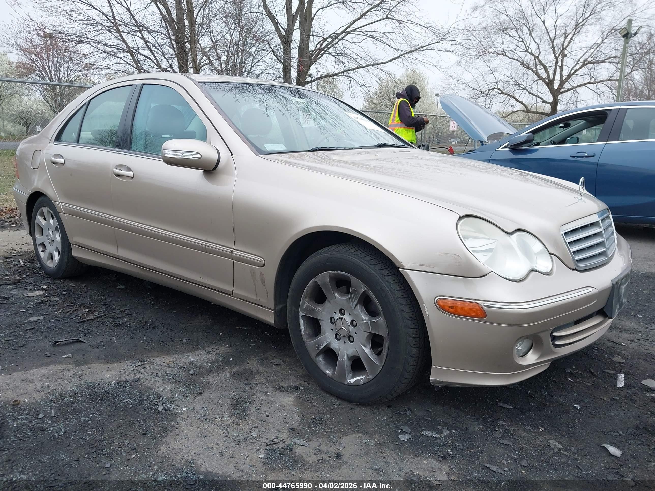 2005 Mercedes-benz C 240 Luxury 4matic Tan vin: WDBRF81J35F648950