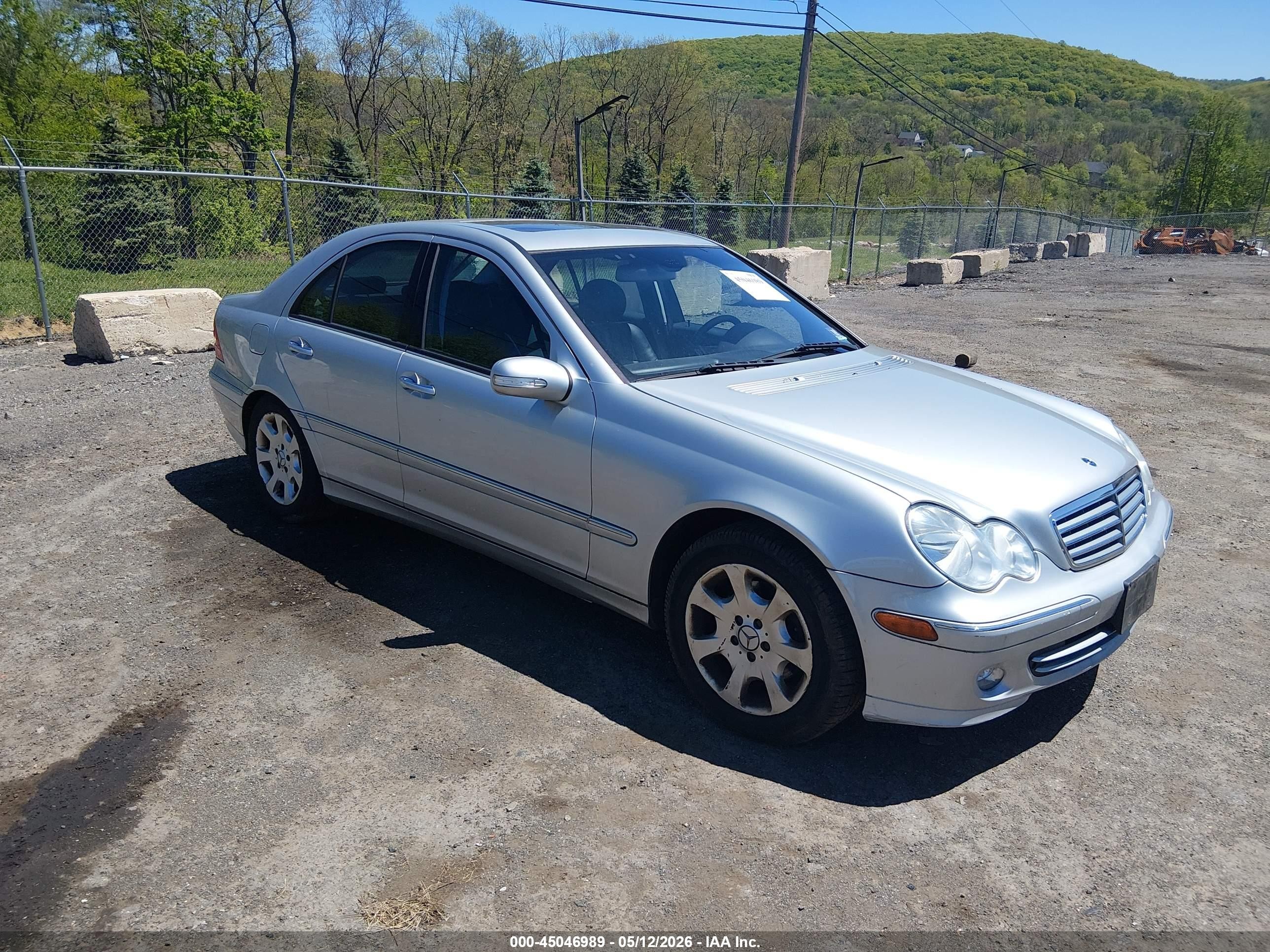 2005 Mercedes-benz C 240 Luxury 4matic Silver vin: WDBRF81J45F642896