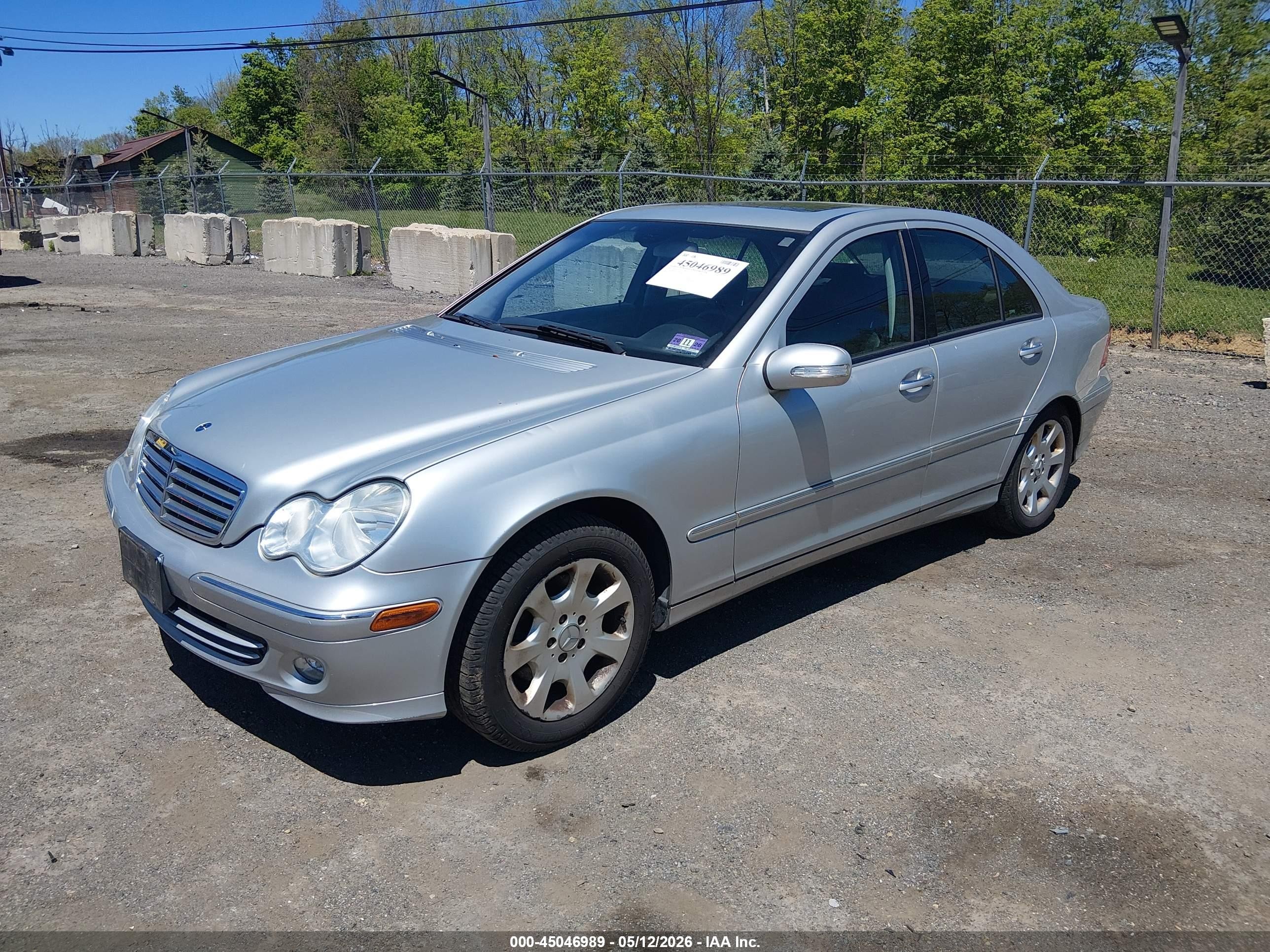 2005 Mercedes-benz C 240 Luxury 4matic Silver vin: WDBRF81J45F642896