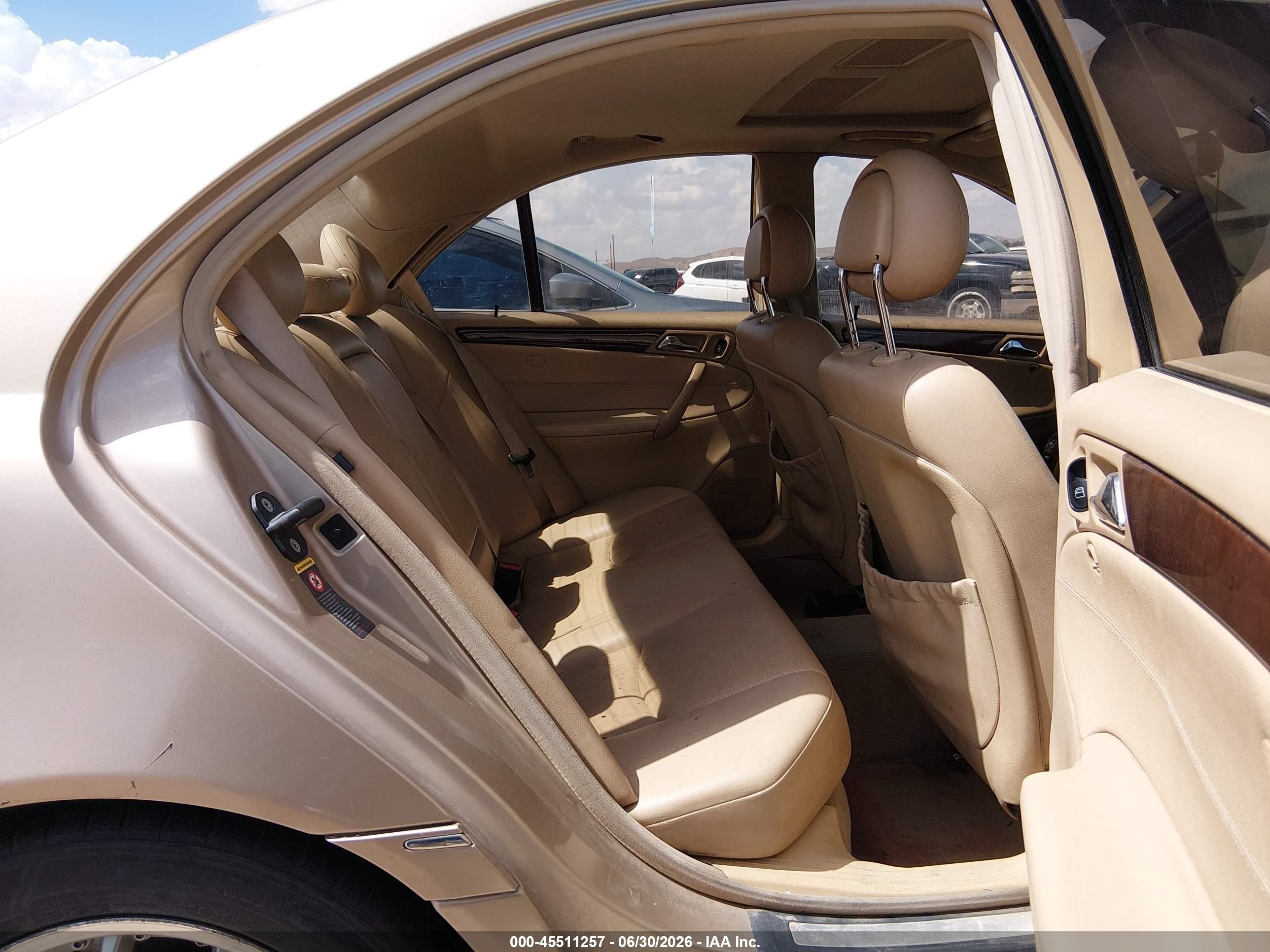 2003 Mercedes-benz C 240   Beige vin: WDBRF81J53F372655