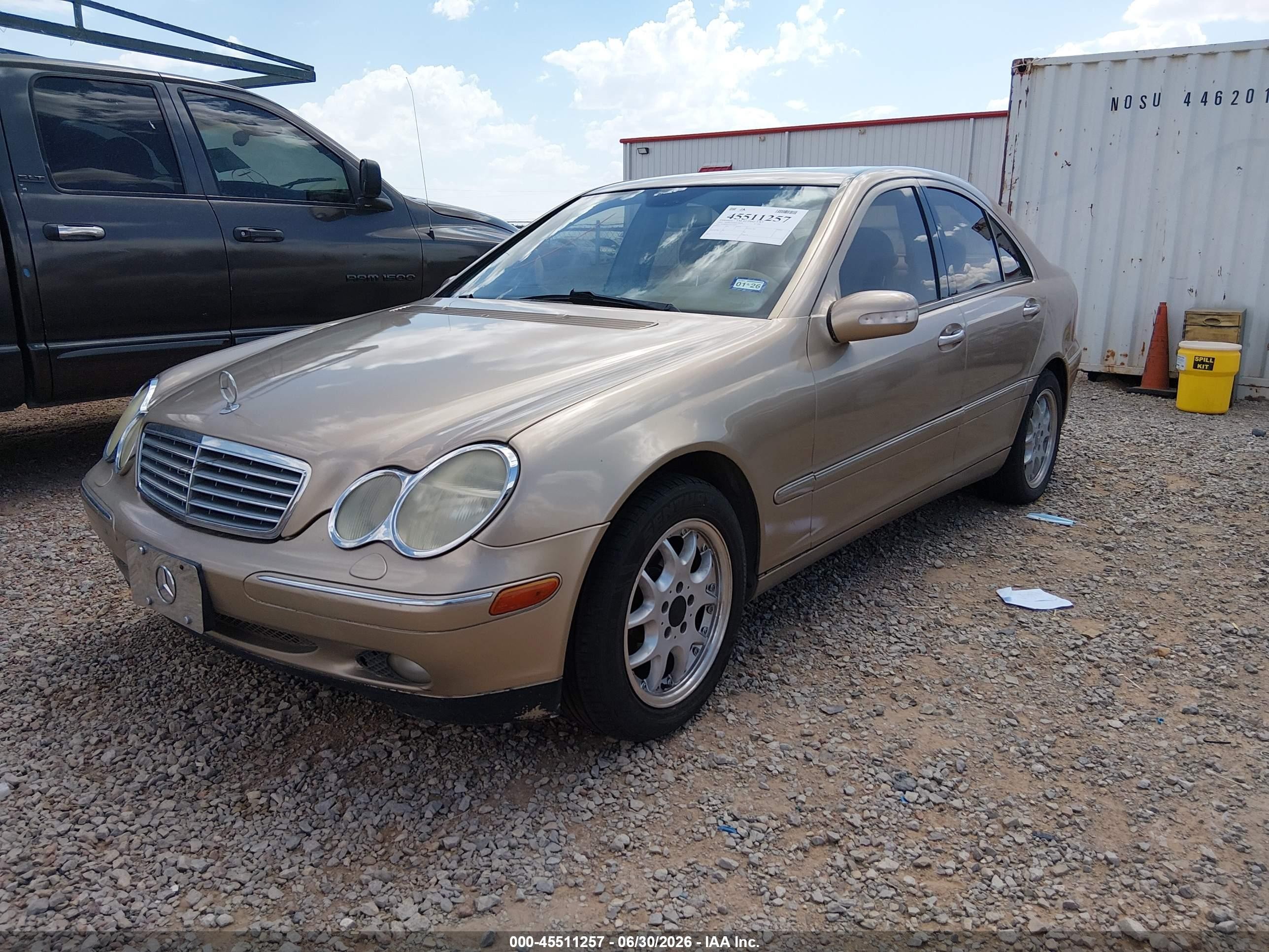 2003 Mercedes-benz C 240   Beige vin: WDBRF81J53F372655