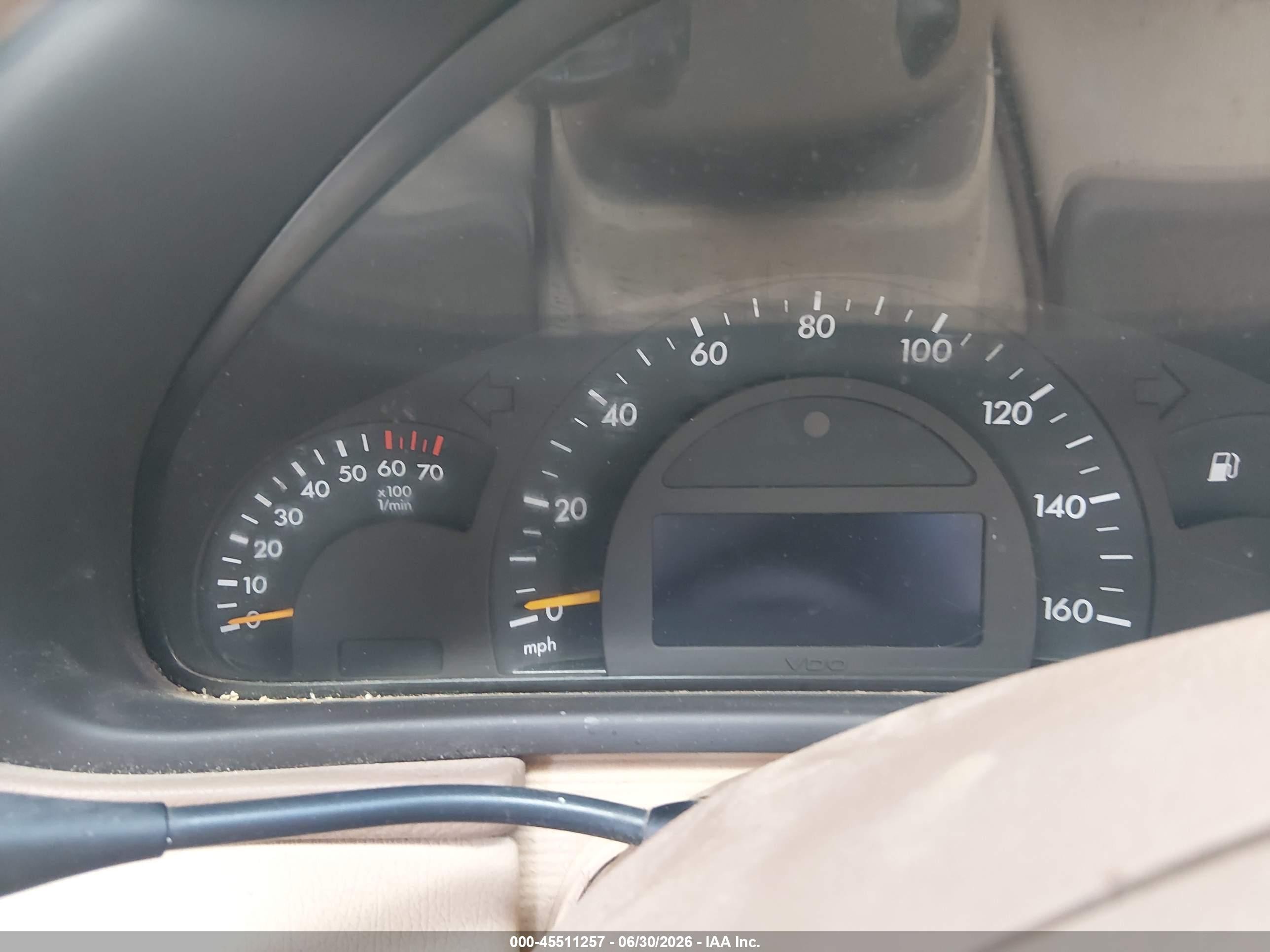 2003 Mercedes-benz C 240   Beige vin: WDBRF81J53F372655