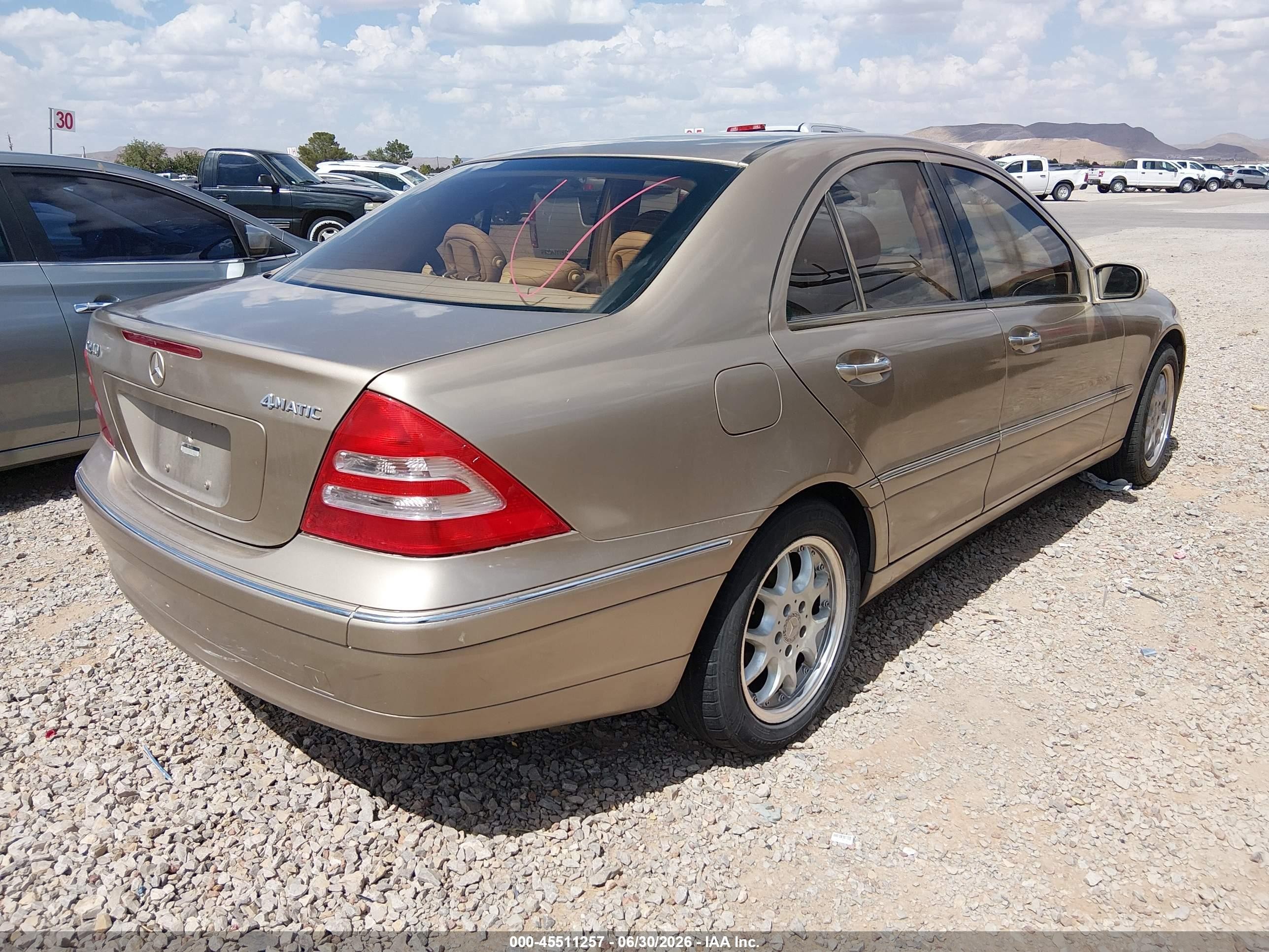 2003 Mercedes-benz C 240   Beige vin: WDBRF81J53F372655