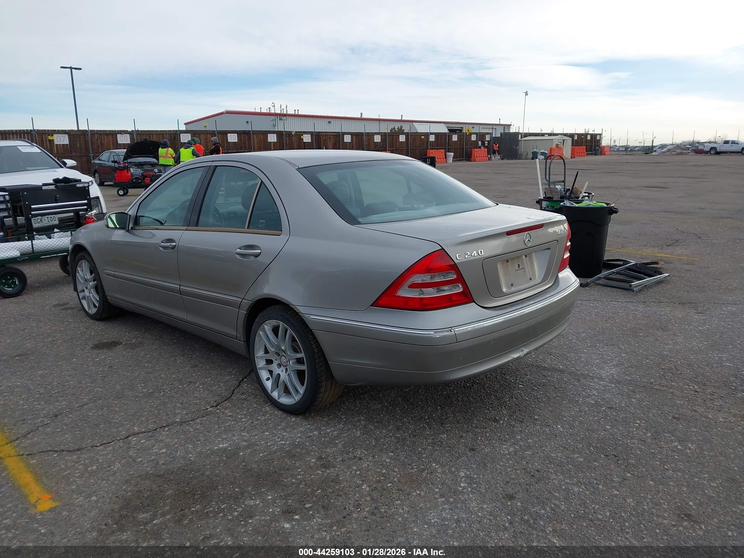 2003 Mercedes-benz C 240   Silver vin: WDBRF81J53F377709