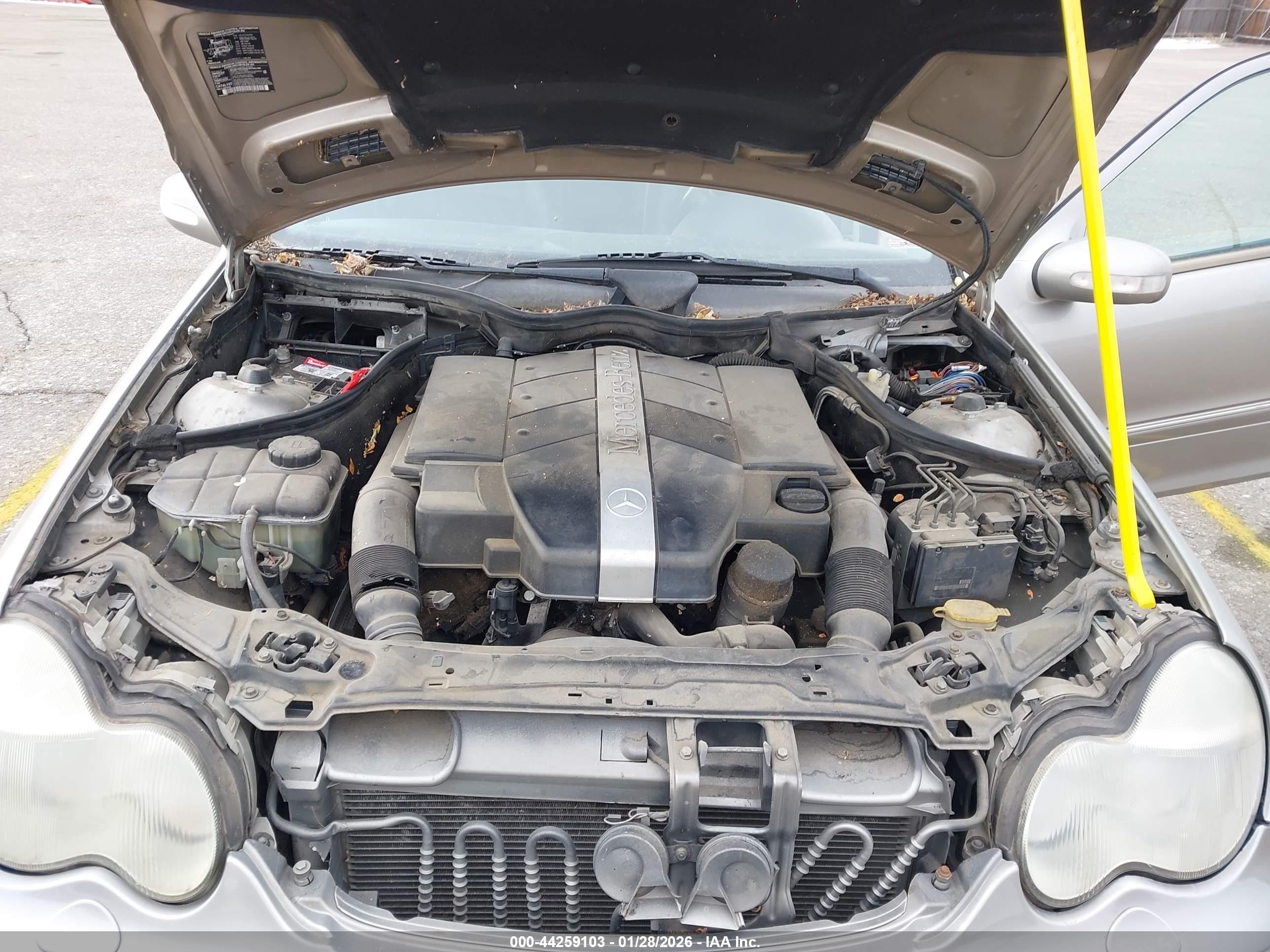 2003 Mercedes-benz C 240   Silver vin: WDBRF81J53F377709