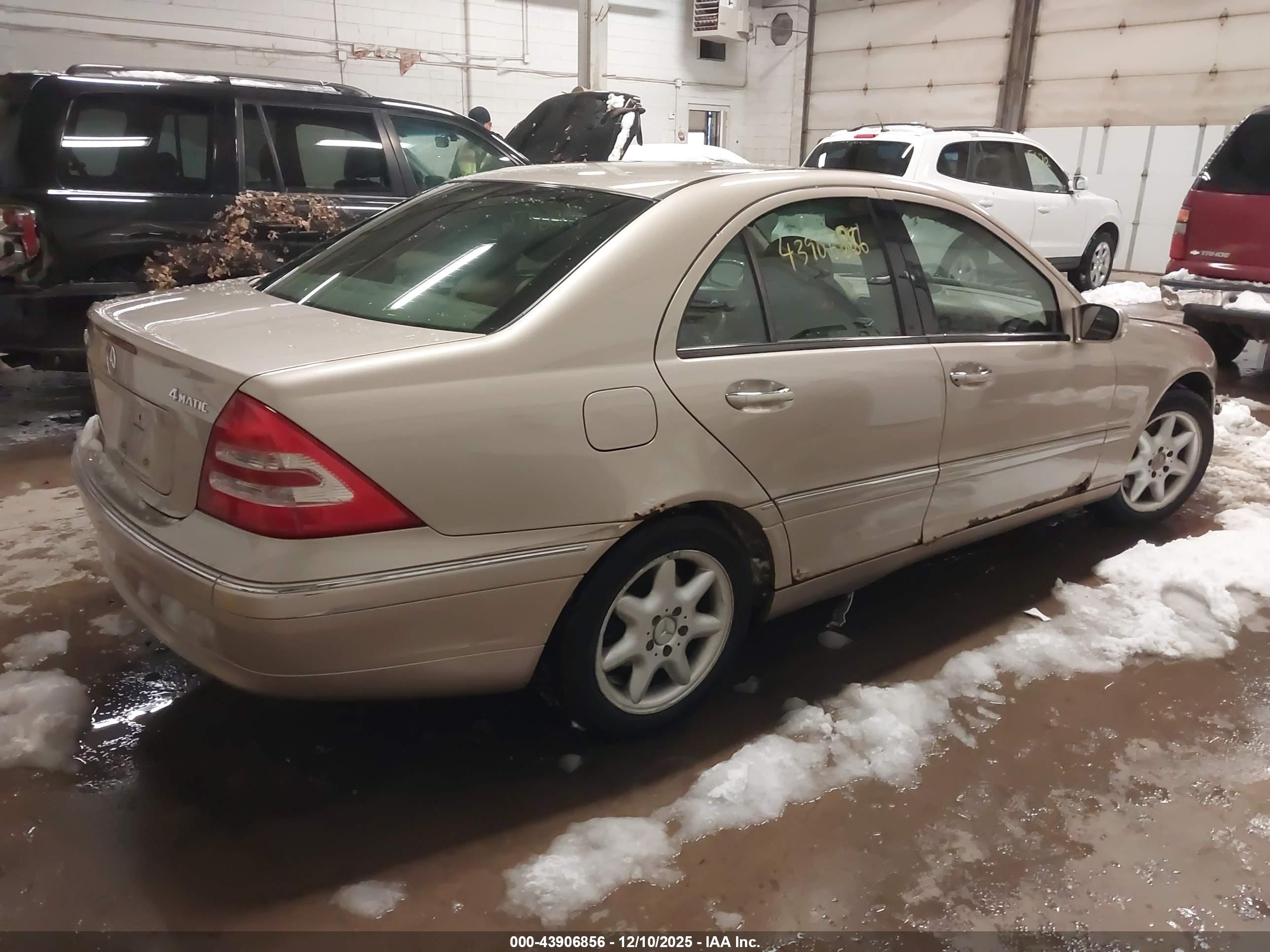 2003 Mercedes-benz C 240   Tan vin: WDBRF81J53F391626