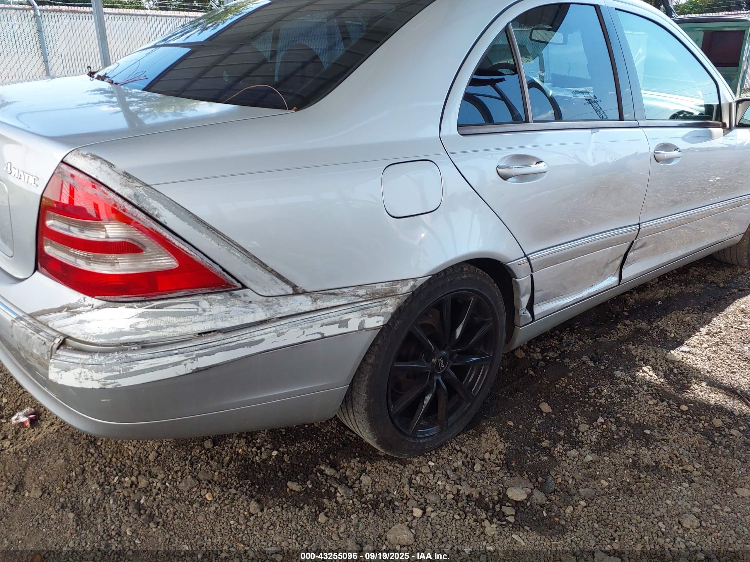 2004 Mercedes-benz C 240 4matic Silver vin: WDBRF81J54F546239