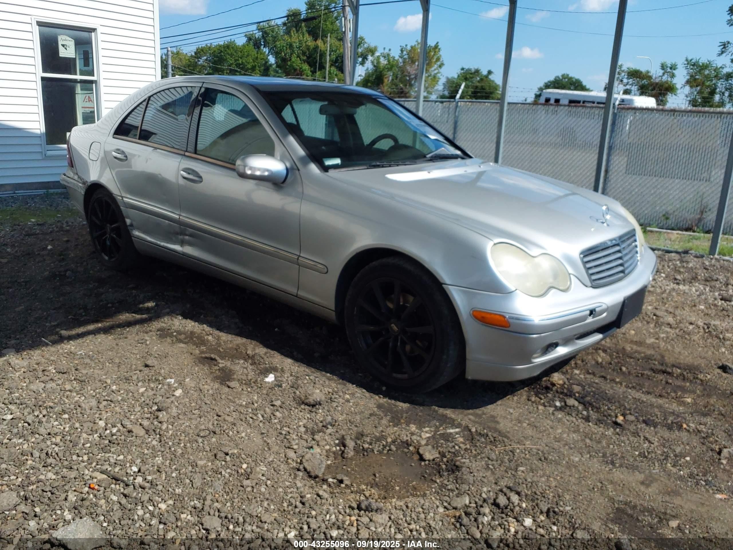 2004 Mercedes-benz C 240 4matic Silver vin: WDBRF81J54F546239