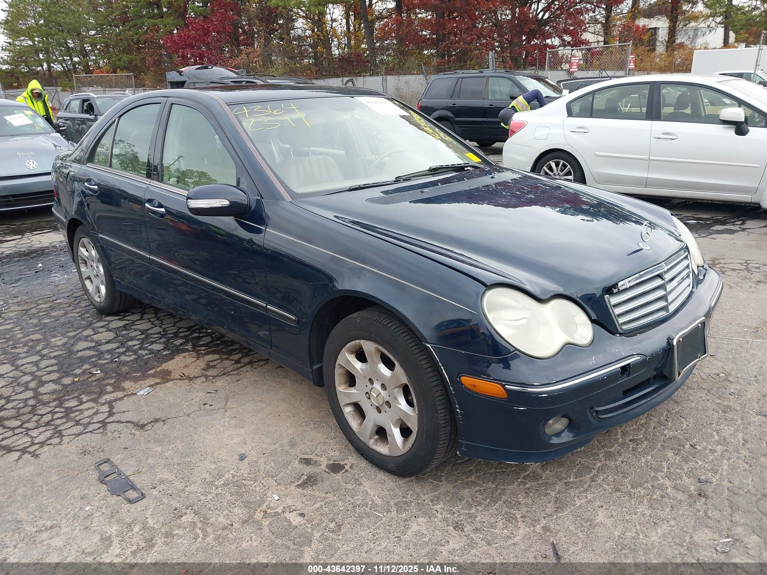 2005 Mercedes-benz C 240 Luxury 4matic Navy vin: WDBRF81J55F574088