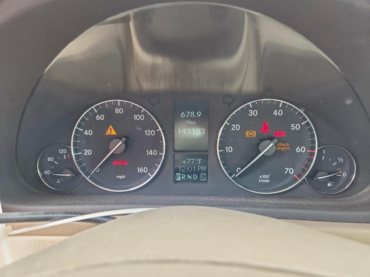 2005 Mercedes-benz C 240 4matic Cream vin: WDBRF81J55F595068