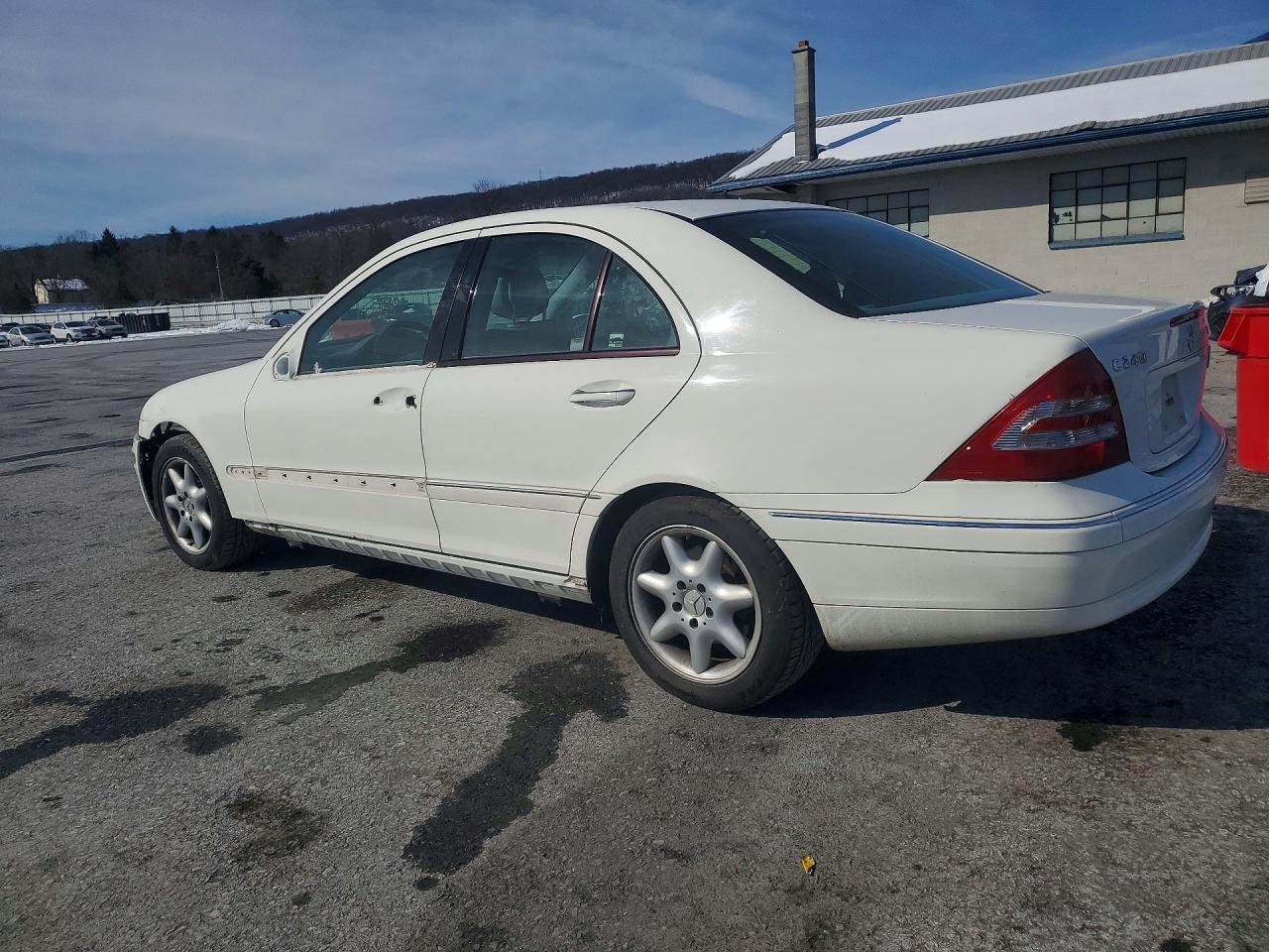 2004 Mercedes-benz C 240 4matic Белый vin: WDBRF81J64F459269