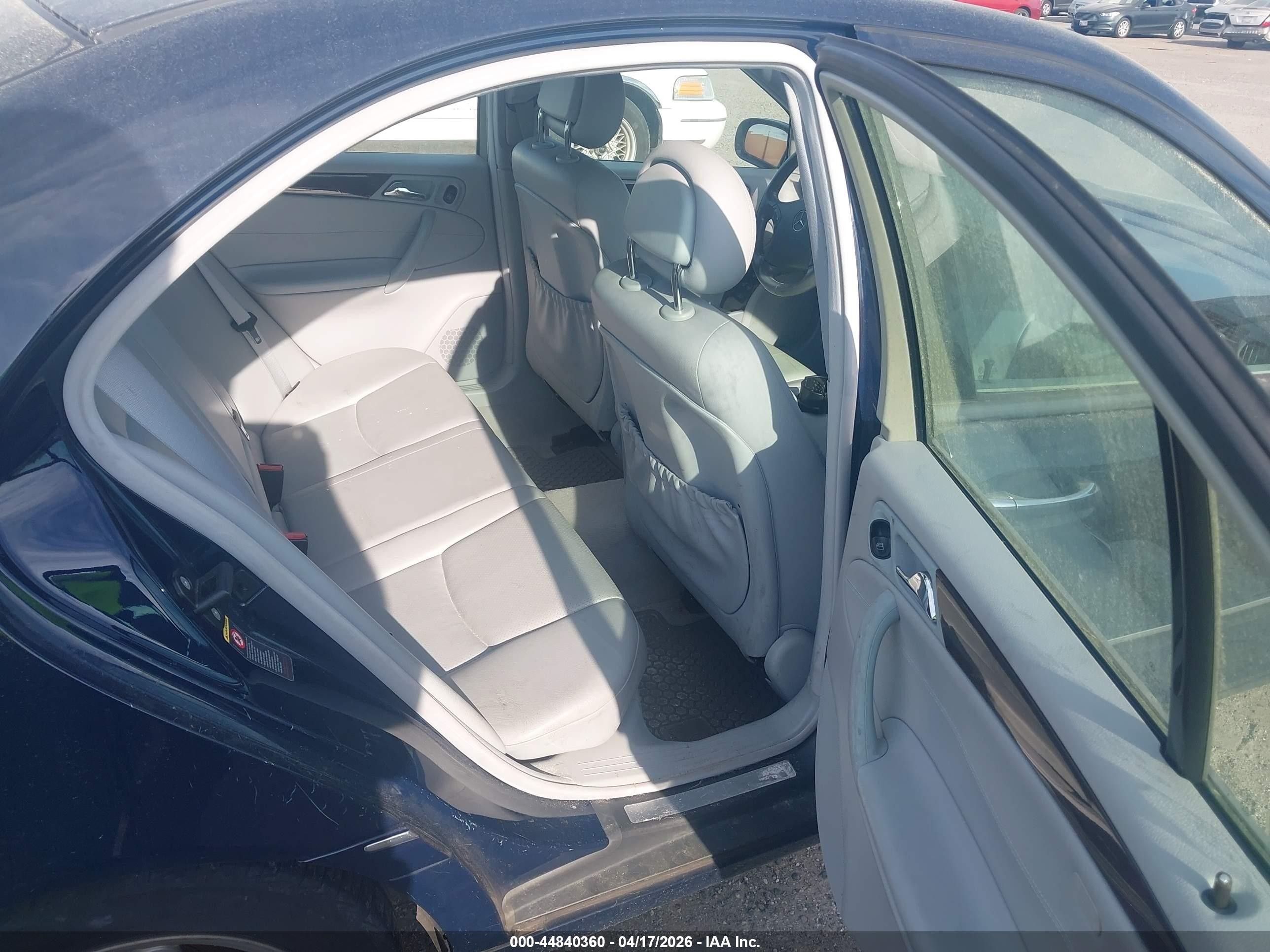 2004 Mercedes-benz C 240 4matic Blue vin: WDBRF81J64F555631