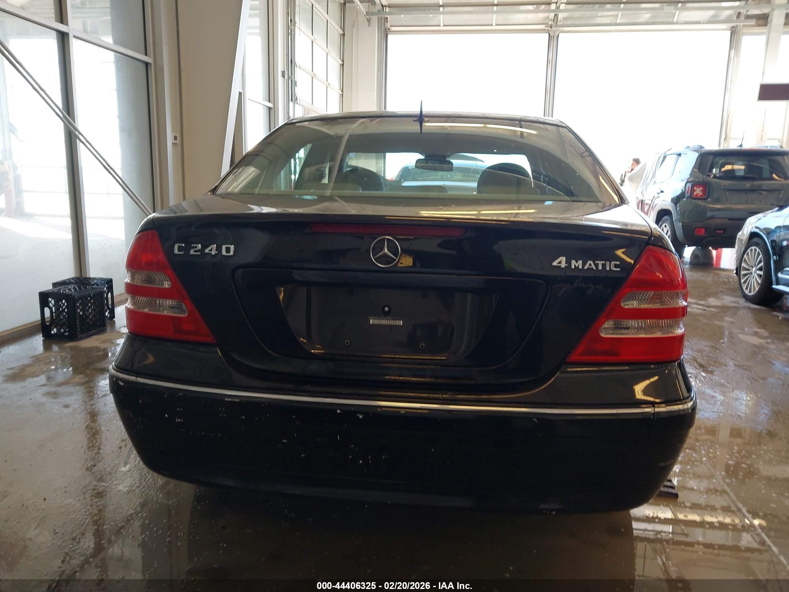 2003 Mercedes-benz C 240   Черный vin: WDBRF81J73F378330