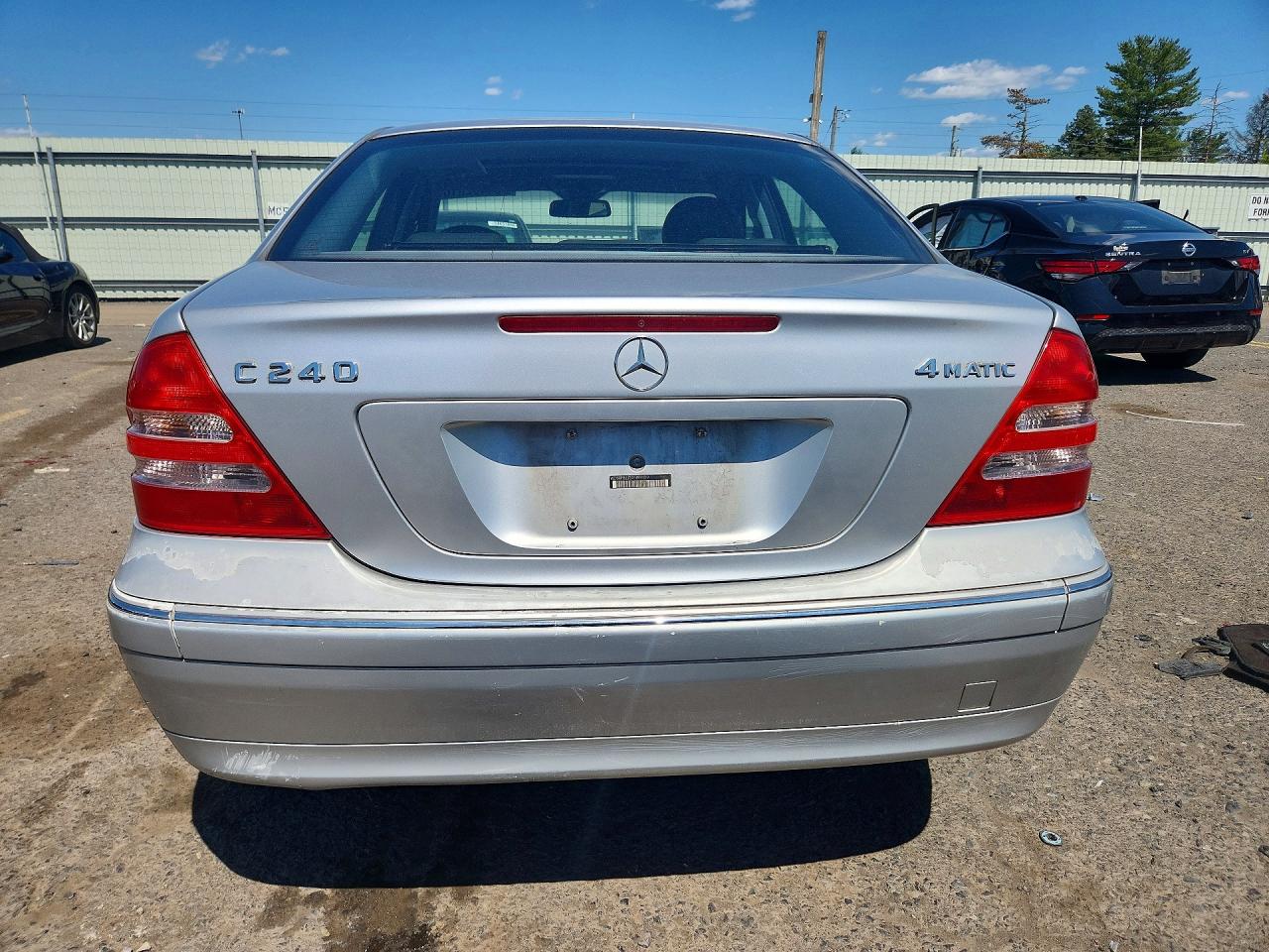 2004 Mercedes-benz C 240 4matic Silver vin: WDBRF81J74F499179