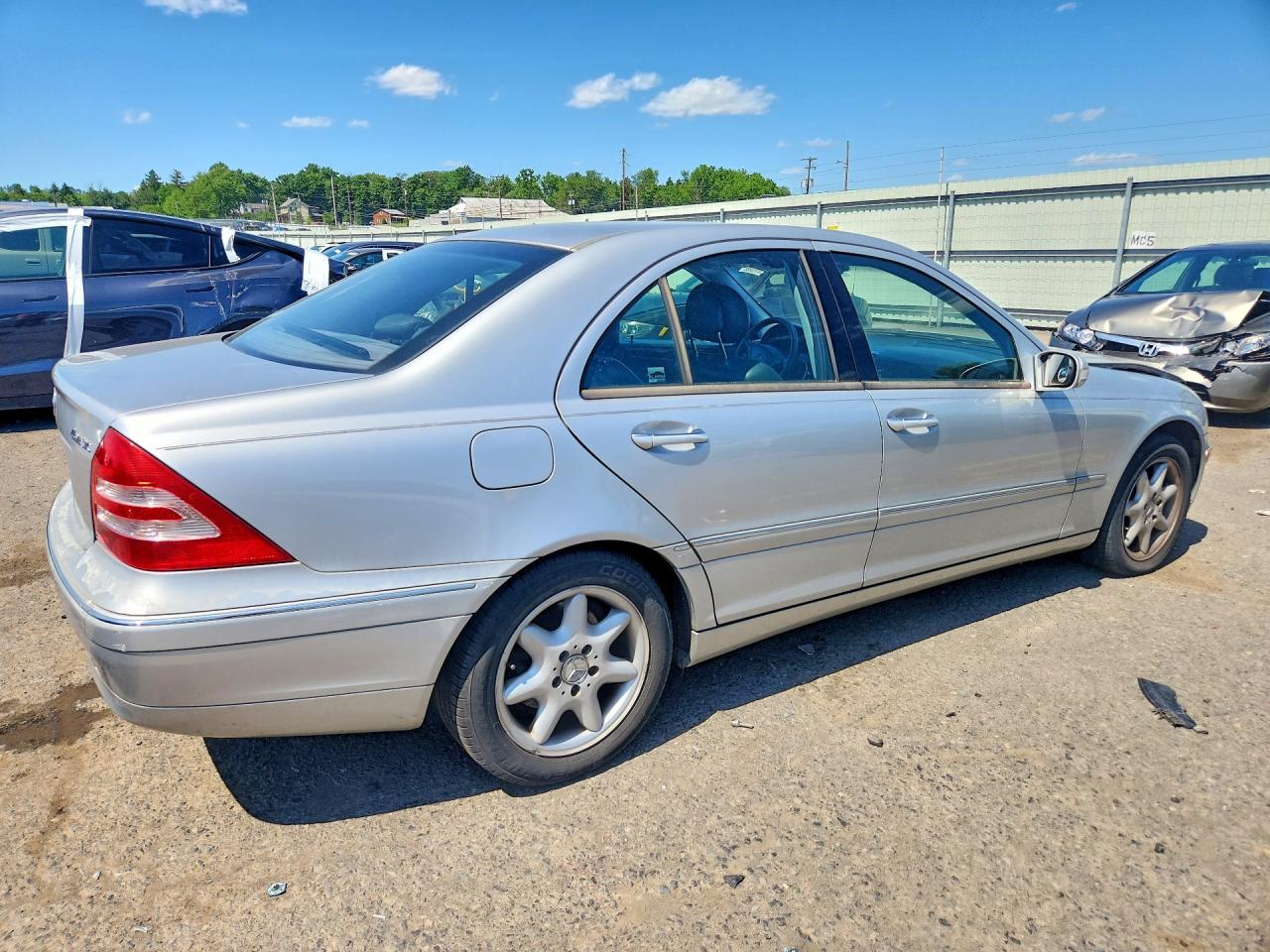 2004 Mercedes-benz C 240 4matic Silver vin: WDBRF81J74F499179
