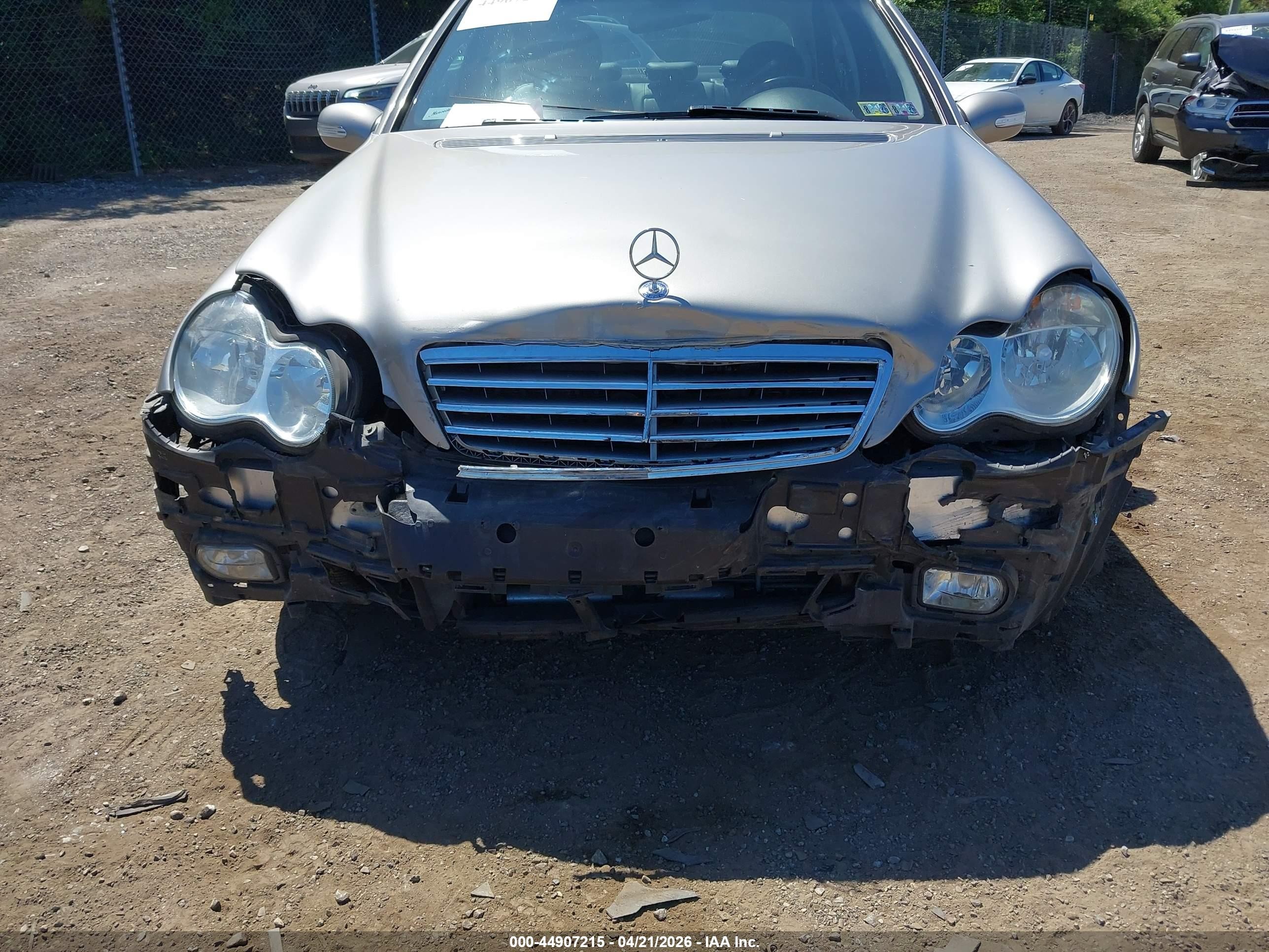 2005 Mercedes-benz C 240 Luxury 4matic Серебряный vin: WDBRF81J75F589711