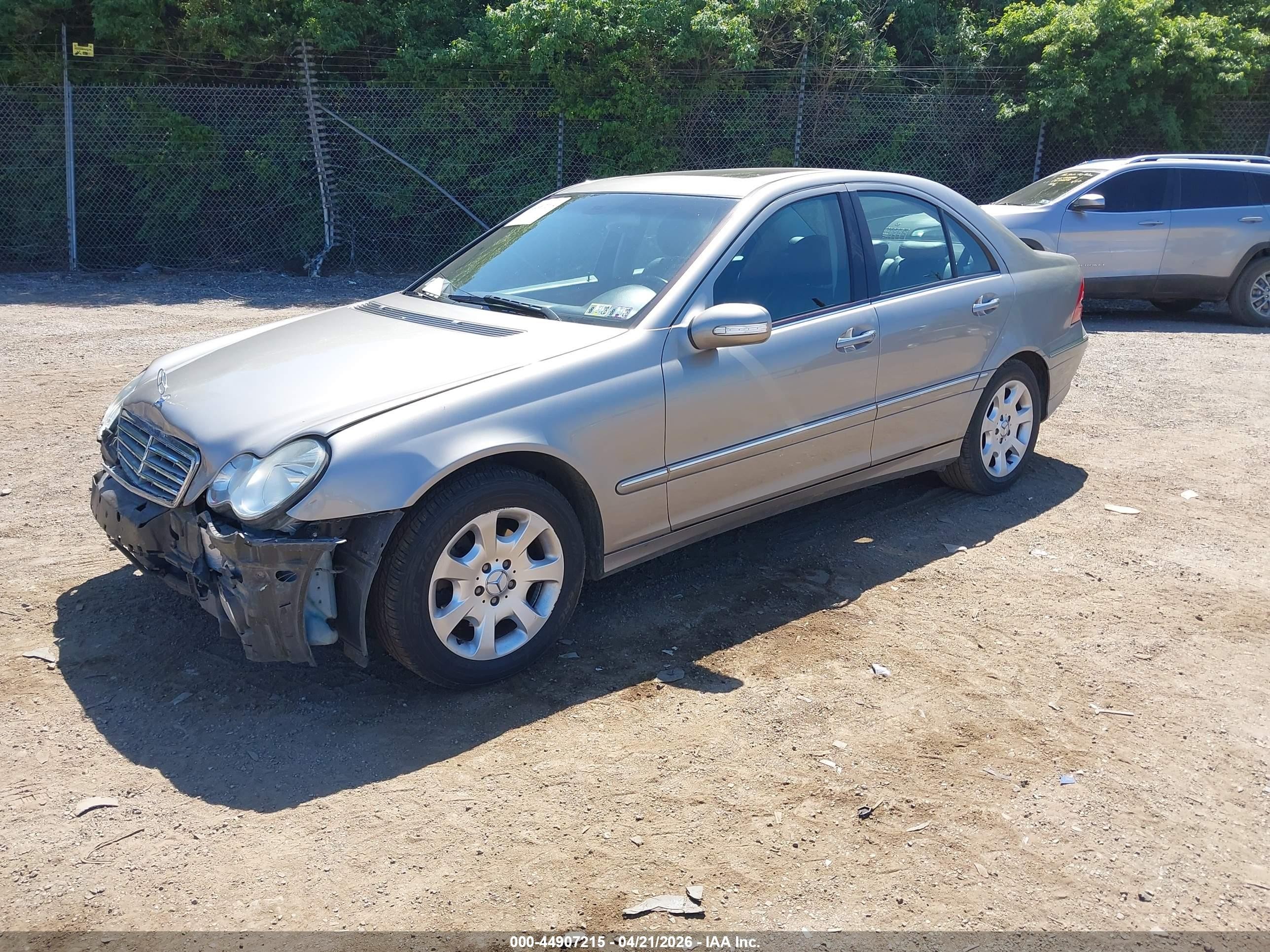 2005 Mercedes-benz C 240 Luxury 4matic Серебряный vin: WDBRF81J75F589711