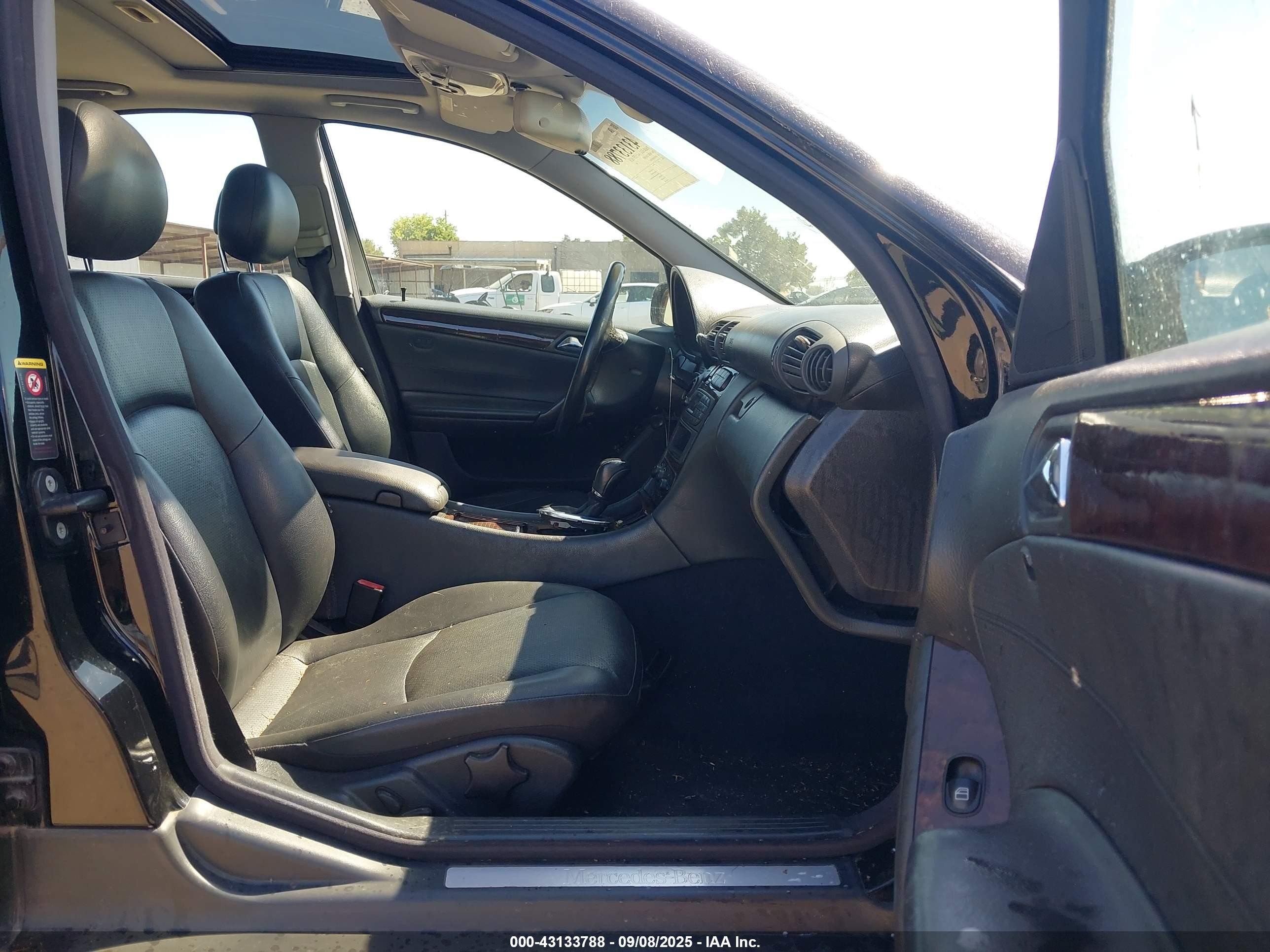 2004 Mercedes-benz C 240 4matic Black vin: WDBRF81J84F470824