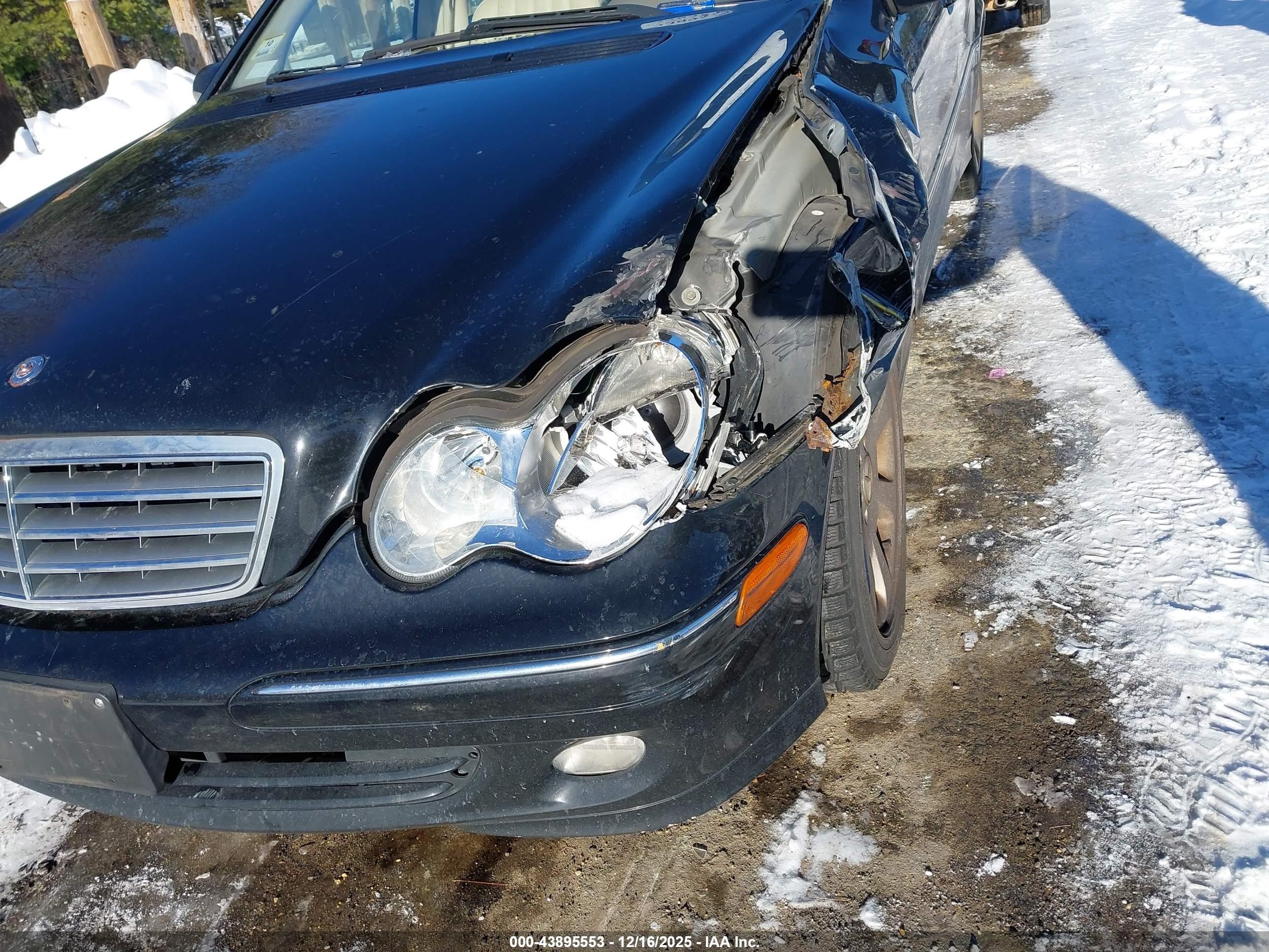 2005 Mercedes-benz C 240 Luxury 4matic Black vin: WDBRF81J85F673908