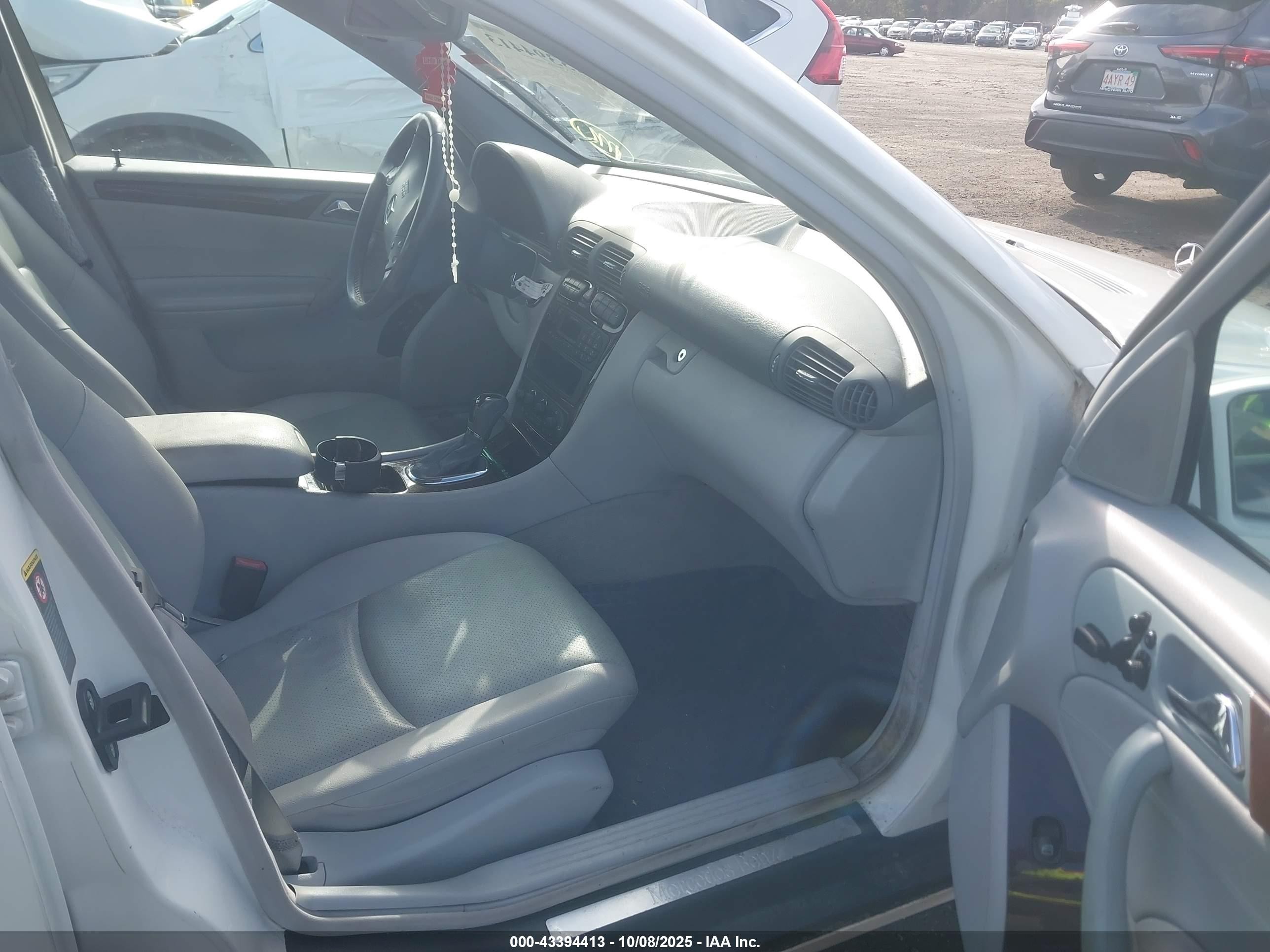 2003 Mercedes-benz C 240   Silver vin: WDBRF81J93F410923