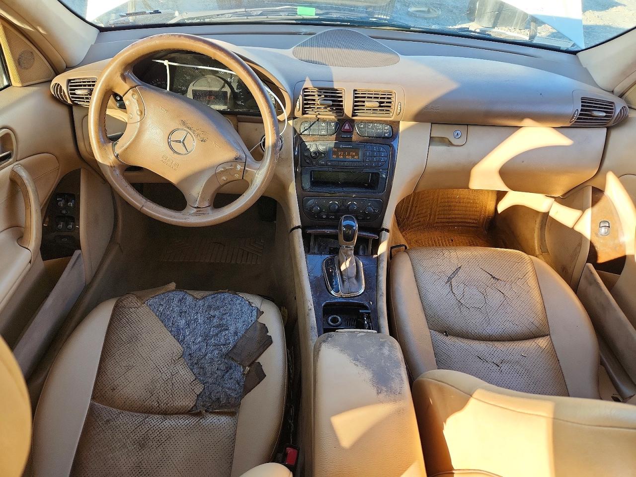 2003 Mercedes-benz C 240 4matic White vin: WDBRF81J93F419220