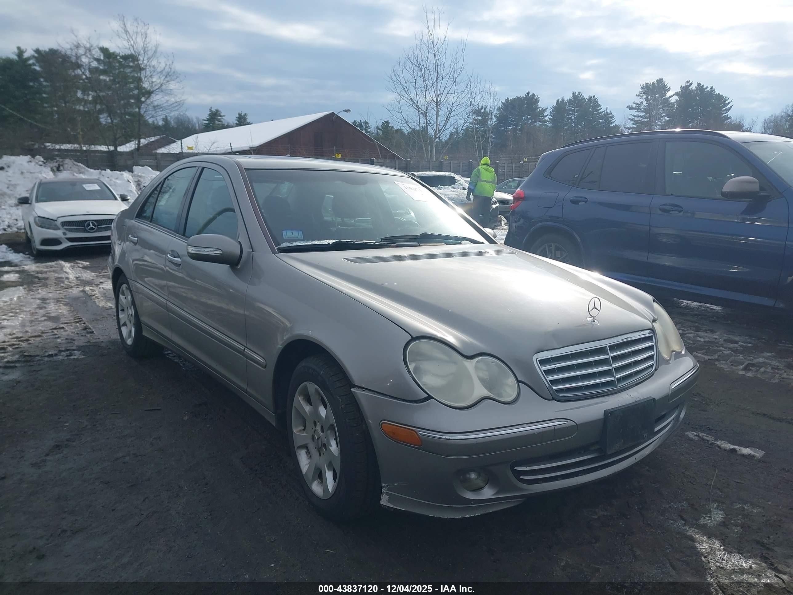 2005 Mercedes-benz C 240 Luxury 4matic Beige vin: WDBRF81J95F565880