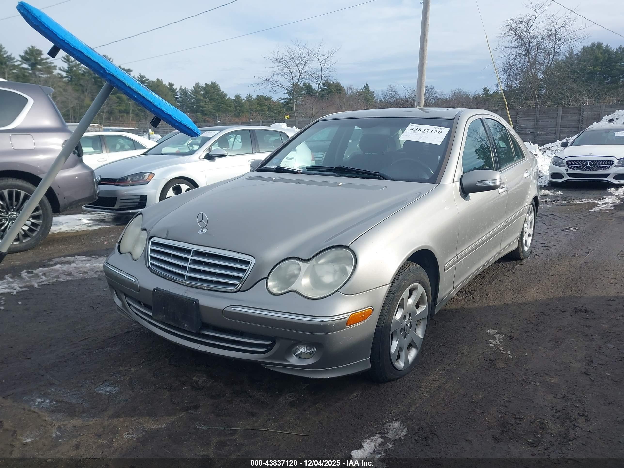2005 Mercedes-benz C 240 Luxury 4matic Beige vin: WDBRF81J95F565880
