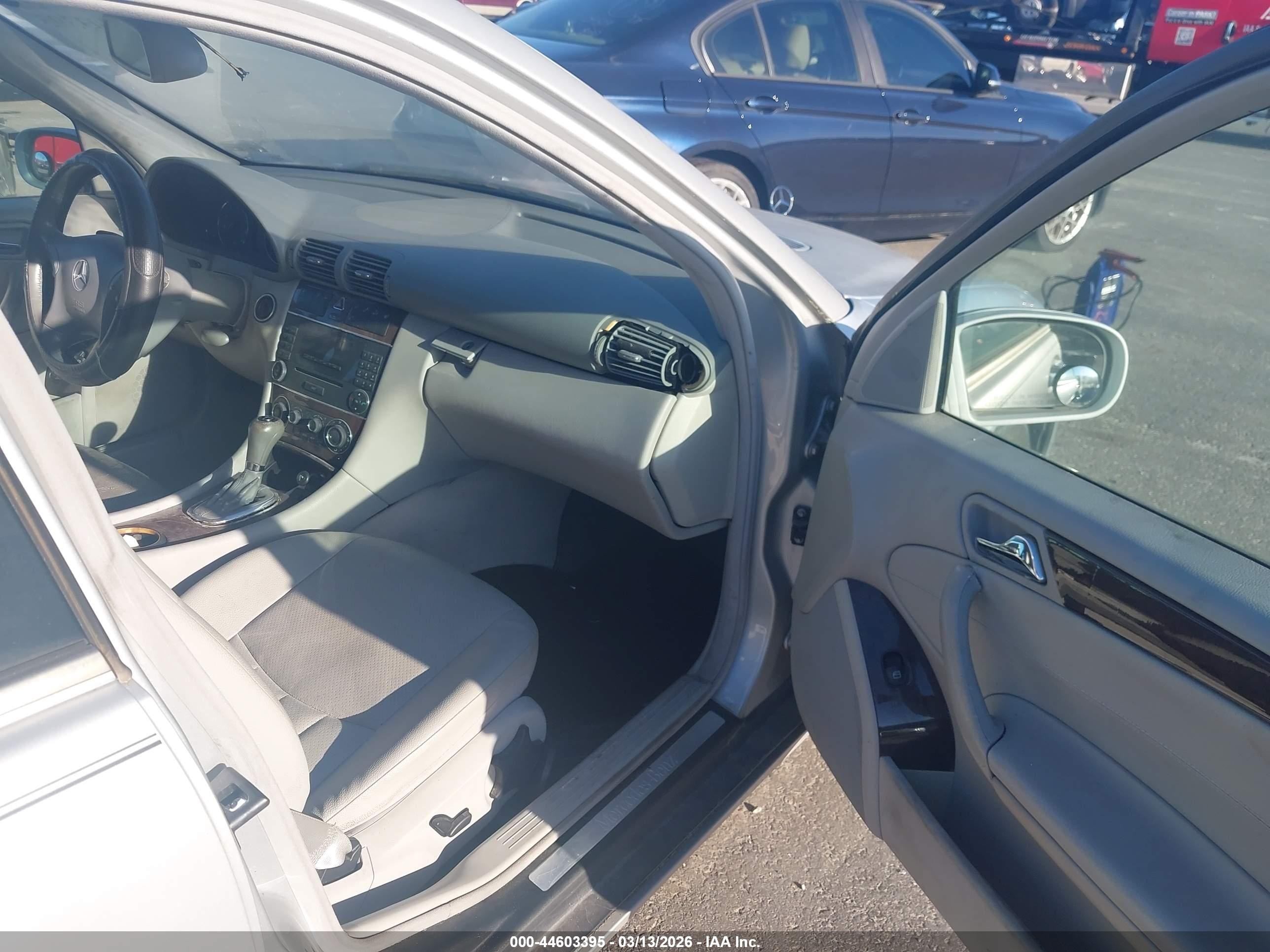 2005 Mercedes-benz C 240 Luxury 4matic Silver vin: WDBRF81J95F589404