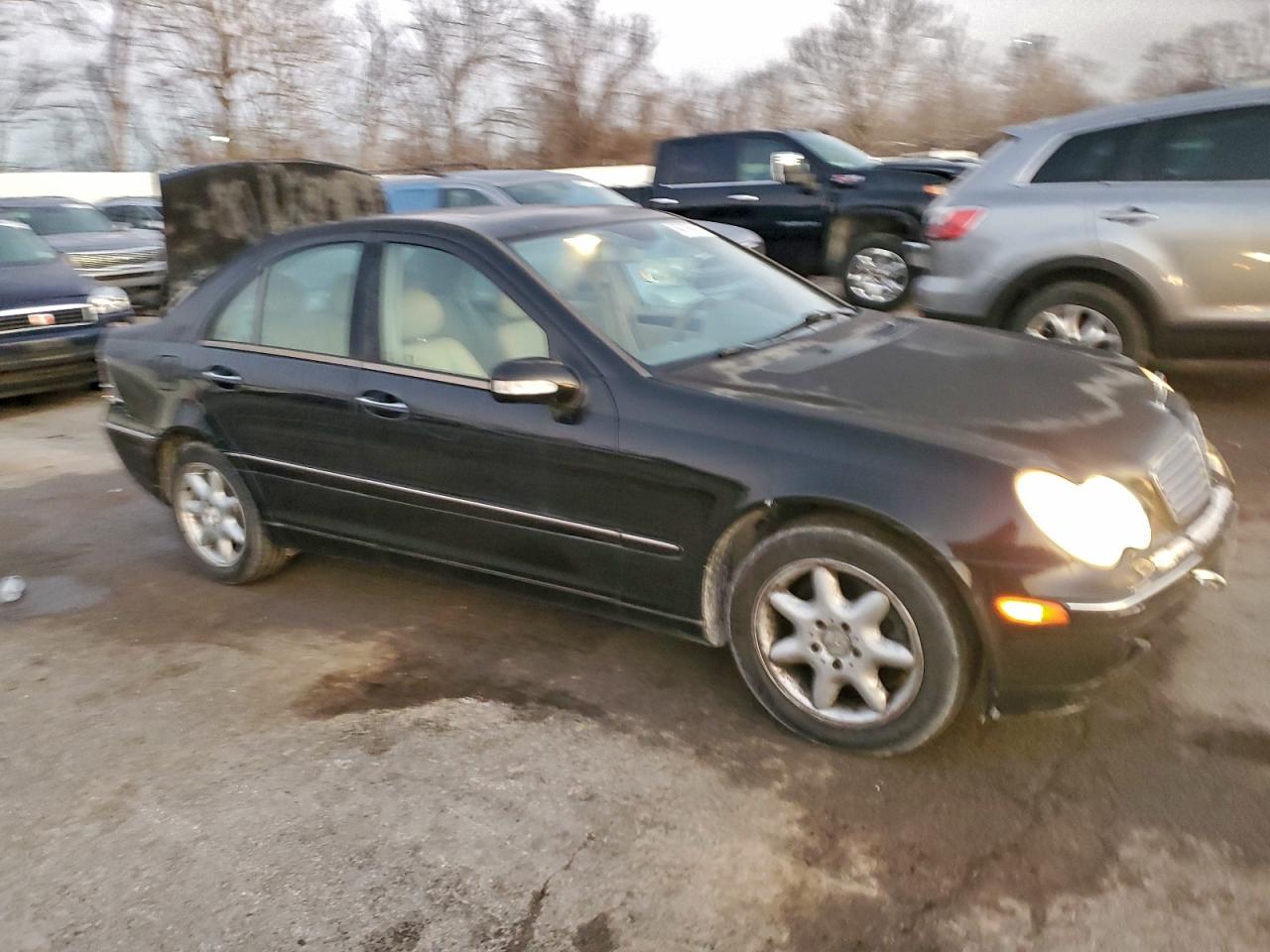 2003 Mercedes-benz C 240 4matic Черный vin: WDBRF81JX3F383764