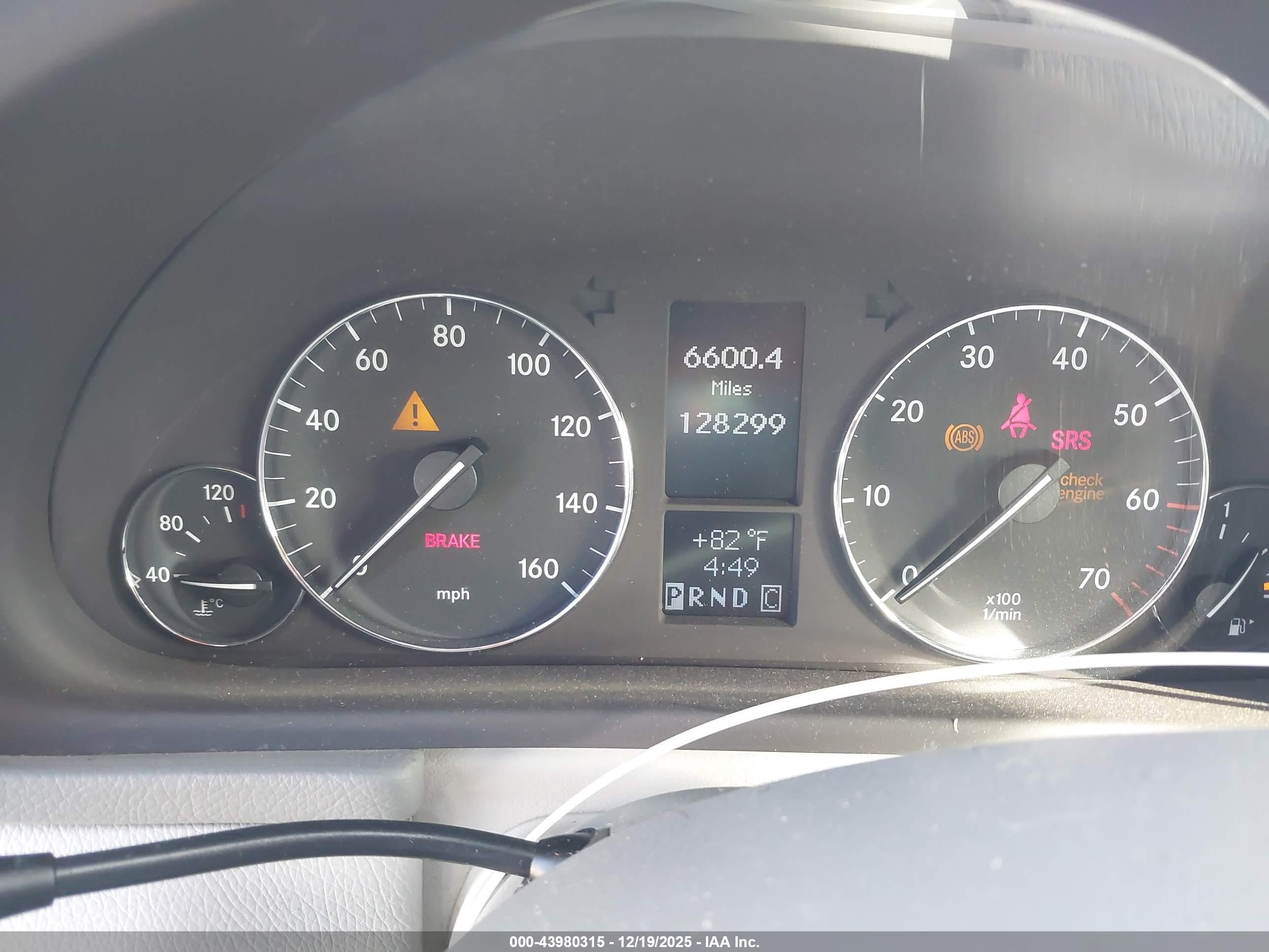 2005 Mercedes-benz C 240 Luxury 4matic Silver vin: WDBRF81JX5F677121