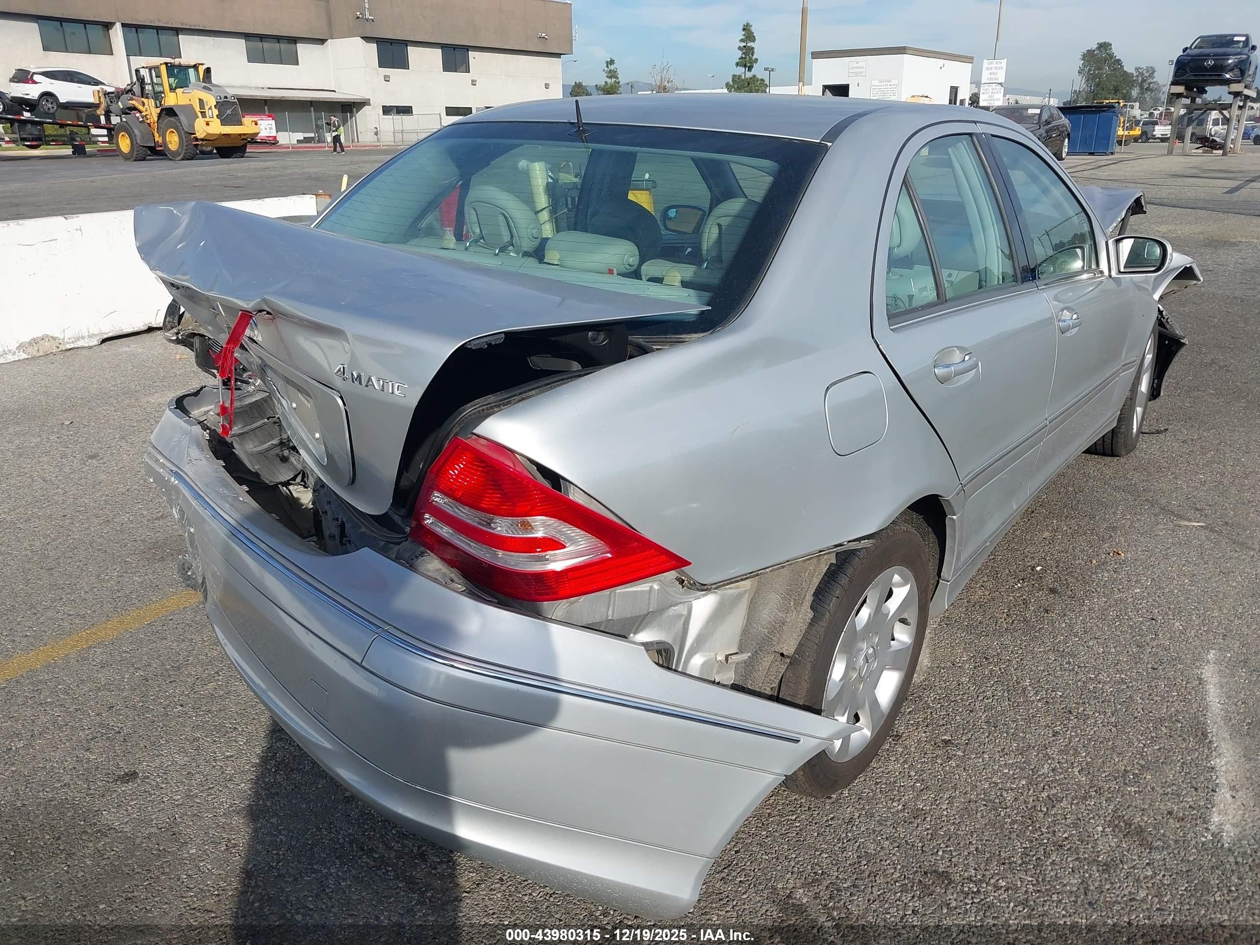 2005 Mercedes-benz C 240 Luxury 4matic Silver vin: WDBRF81JX5F677121