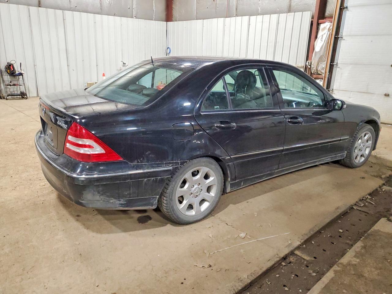2005 Mercedes-benz C 320 4matic Black vin: WDBRF84J15F664897