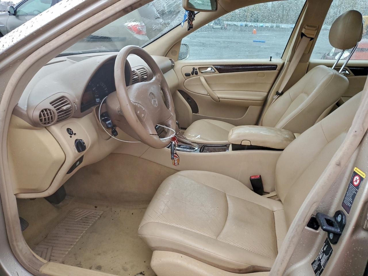2004 Mercedes-benz C 320 4matic Бежевый vin: WDBRF84J34F498963