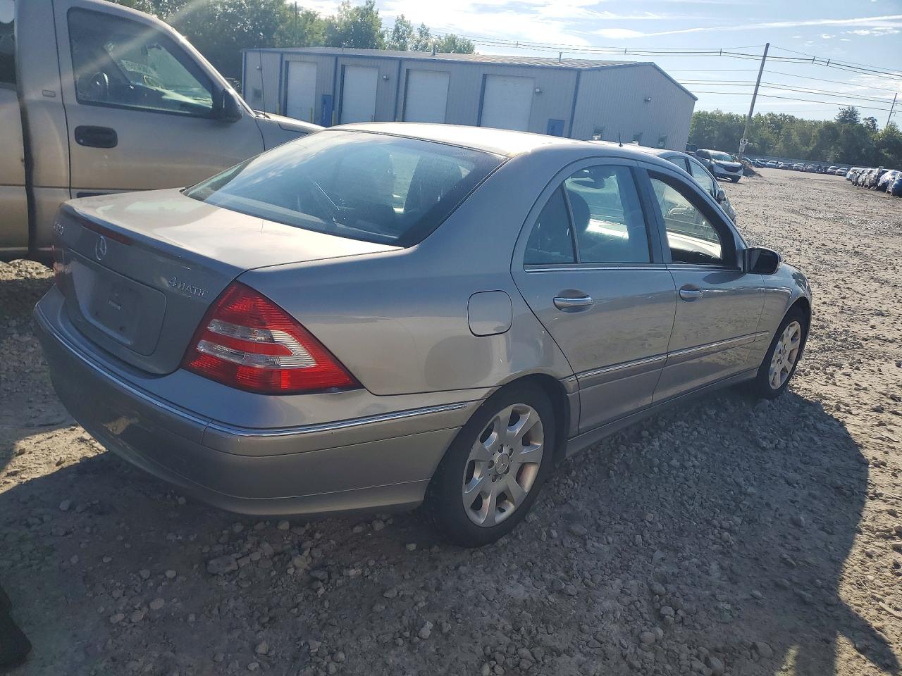 2005 Mercedes-benz C 320 4matic Gold vin: WDBRF84J55F579805