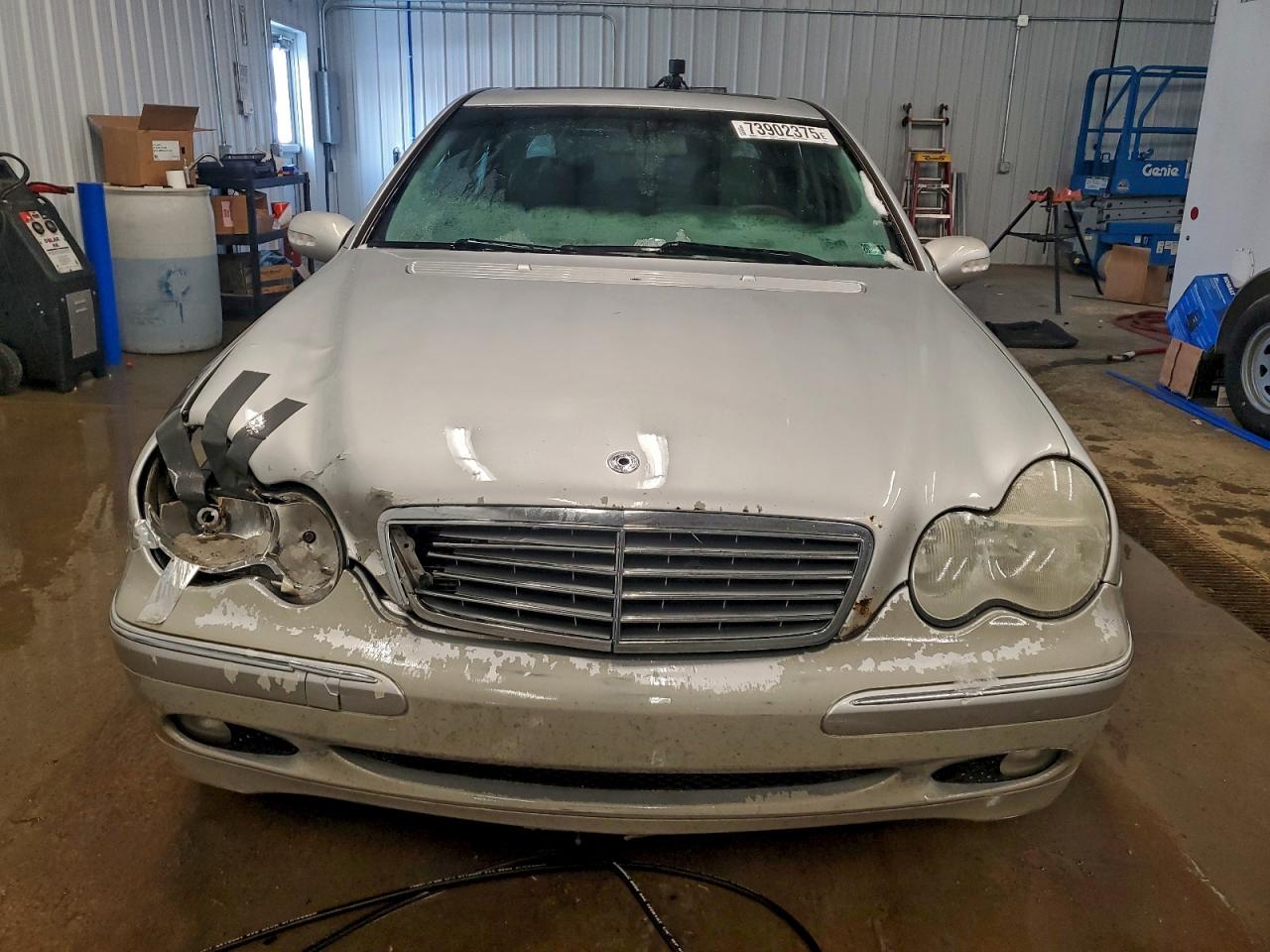 2004 Mercedes-benz C 320 4matic Серебряный vin: WDBRF84J94F528791