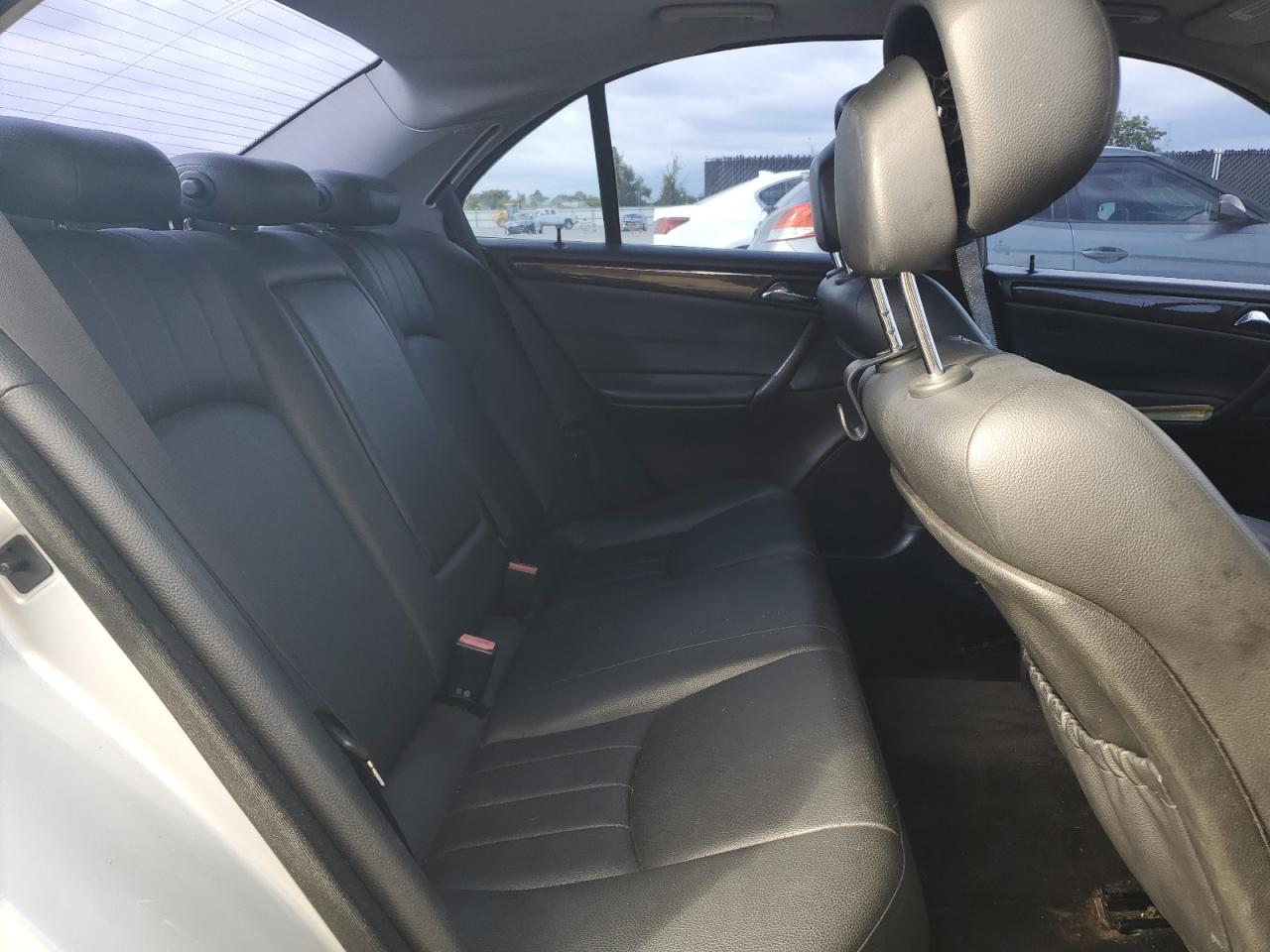 2007 Mercedes-benz C 350 4matic Серебряный vin: WDBRF87H77F852528