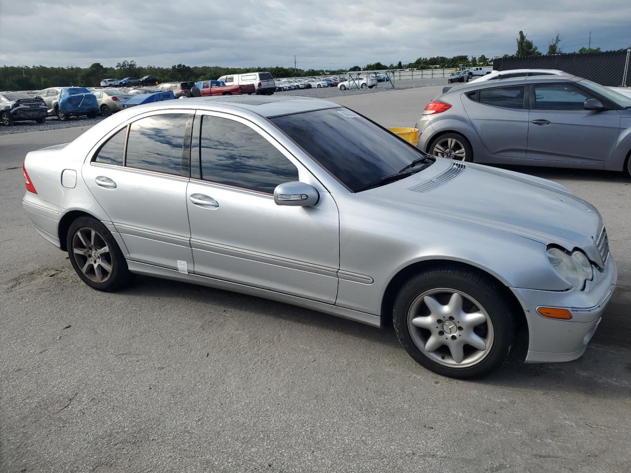 2007 Mercedes-benz C 350 4matic Серебряный vin: WDBRF87H77F852528