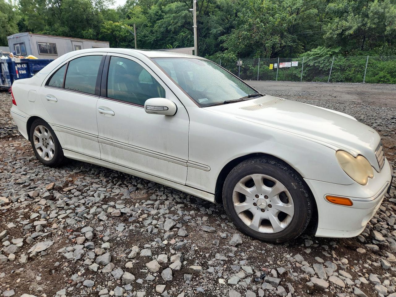2006 Mercedes-benz C 350 4matic White vin: WDBRF87J96F786954