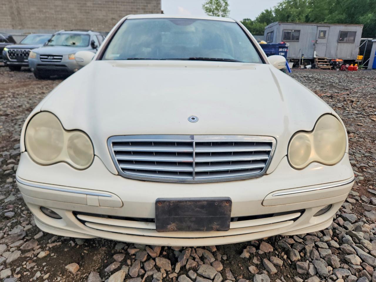 2006 Mercedes-benz C 350 4matic White vin: WDBRF87J96F786954
