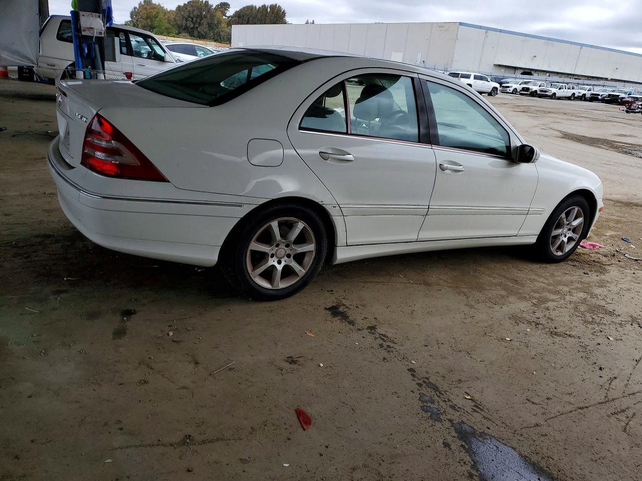 2007 Mercedes-benz C 280 4matic White vin: WDBRF92H27F898135