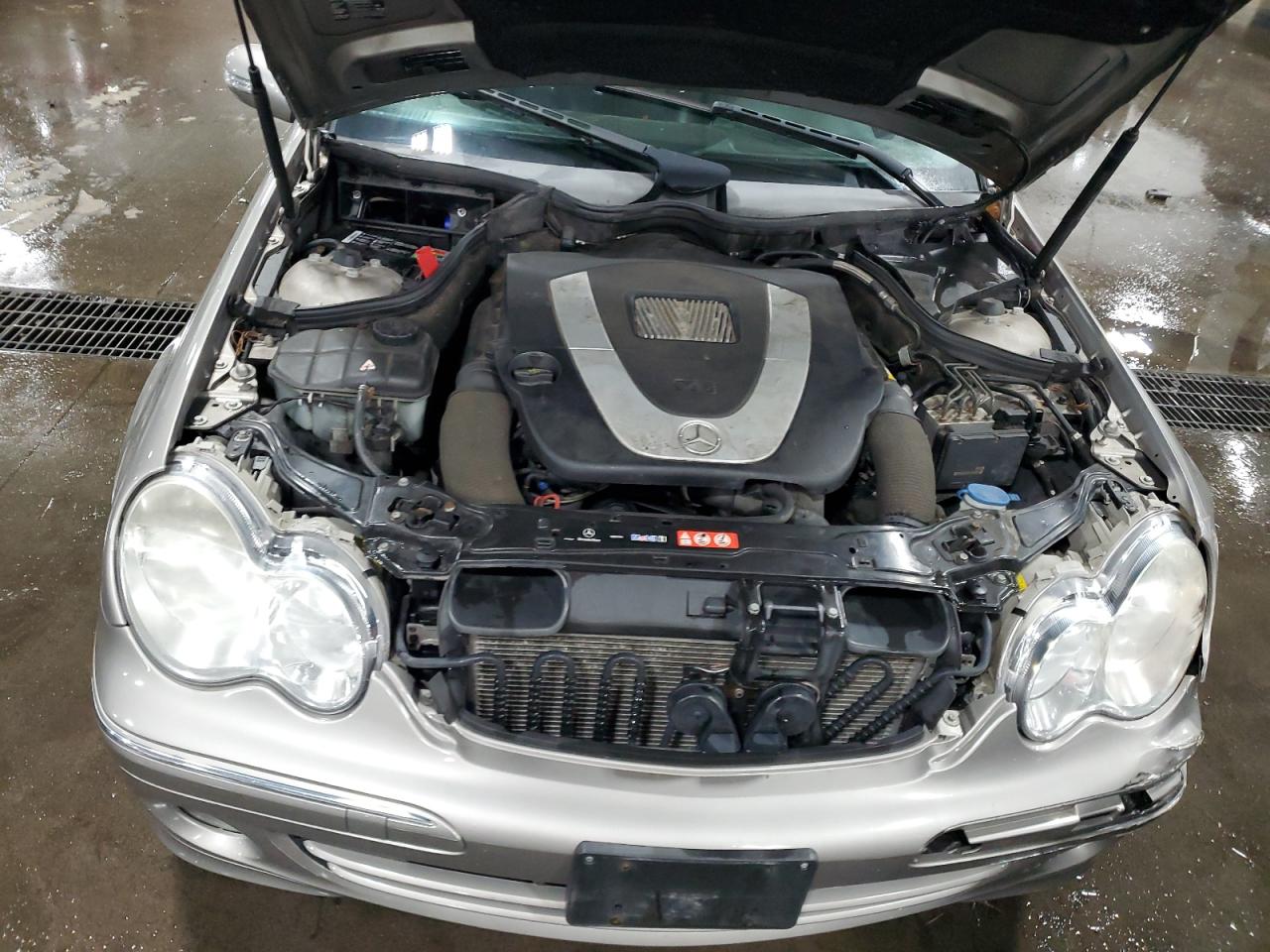 2007 Mercedes-benz C 280 4matic Желто-коричневый vin: WDBRF92H47F892420