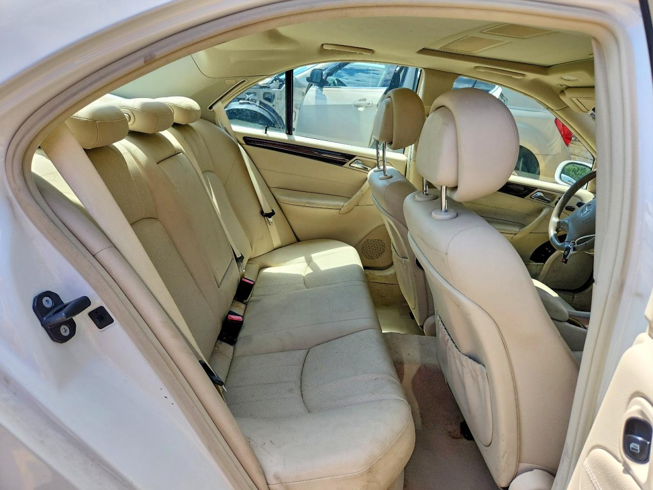 2007 Mercedes-benz C 280 4matic White vin: WDBRF92H57F912576