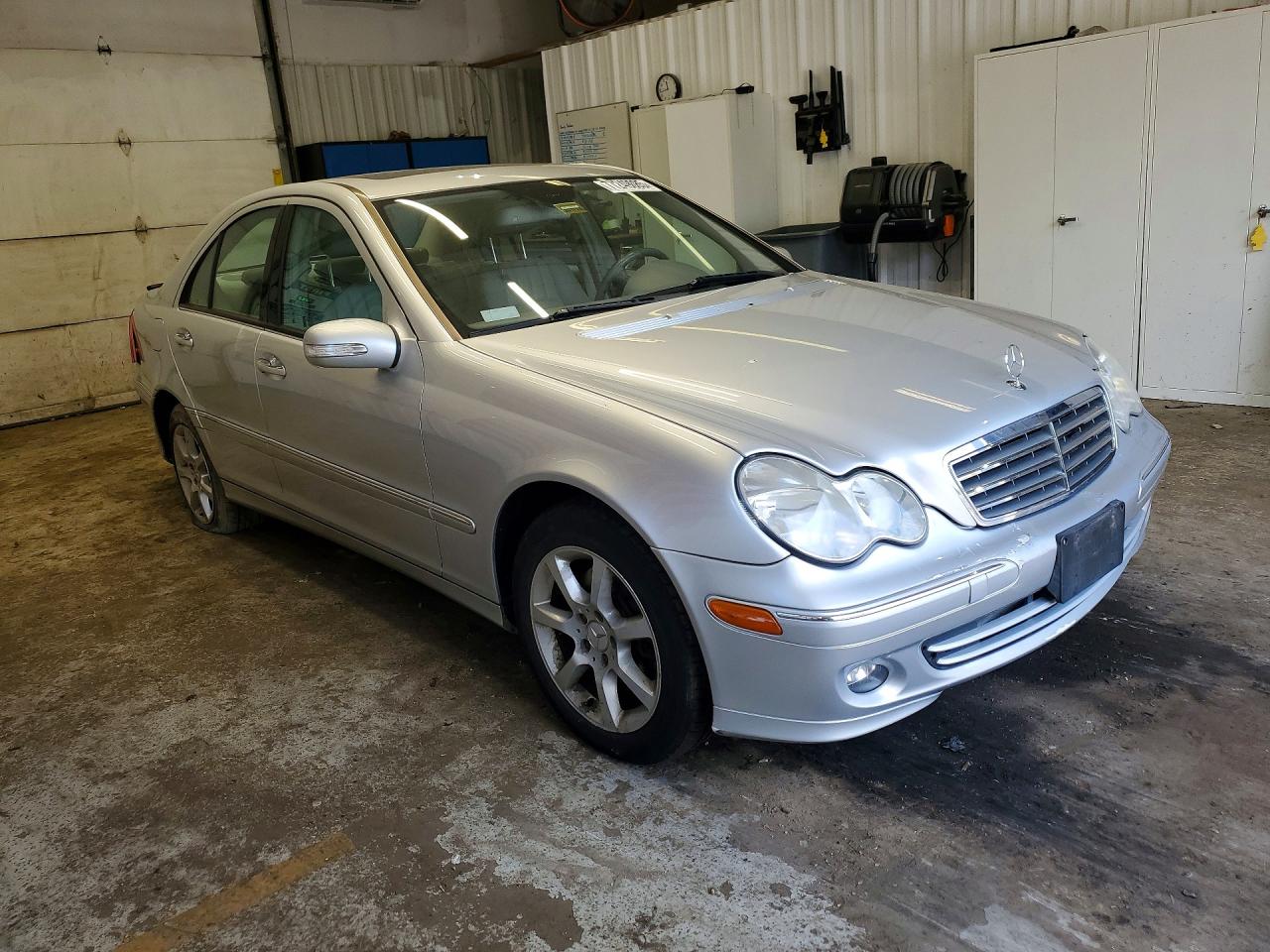 2007 Mercedes-benz C 280 4matic Серебряный vin: WDBRF92H67F850640