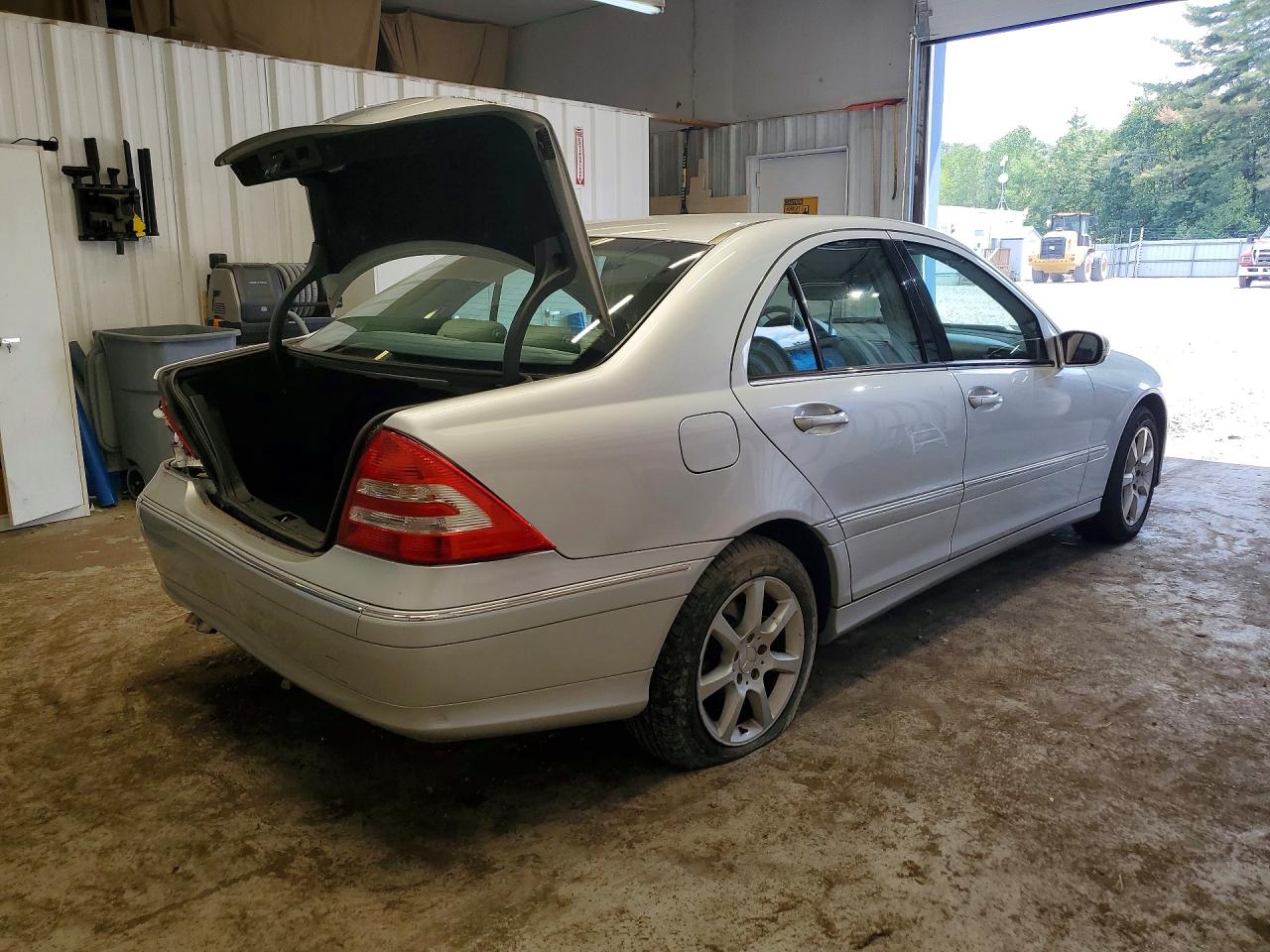 2007 Mercedes-benz C 280 4matic Серебряный vin: WDBRF92H67F850640