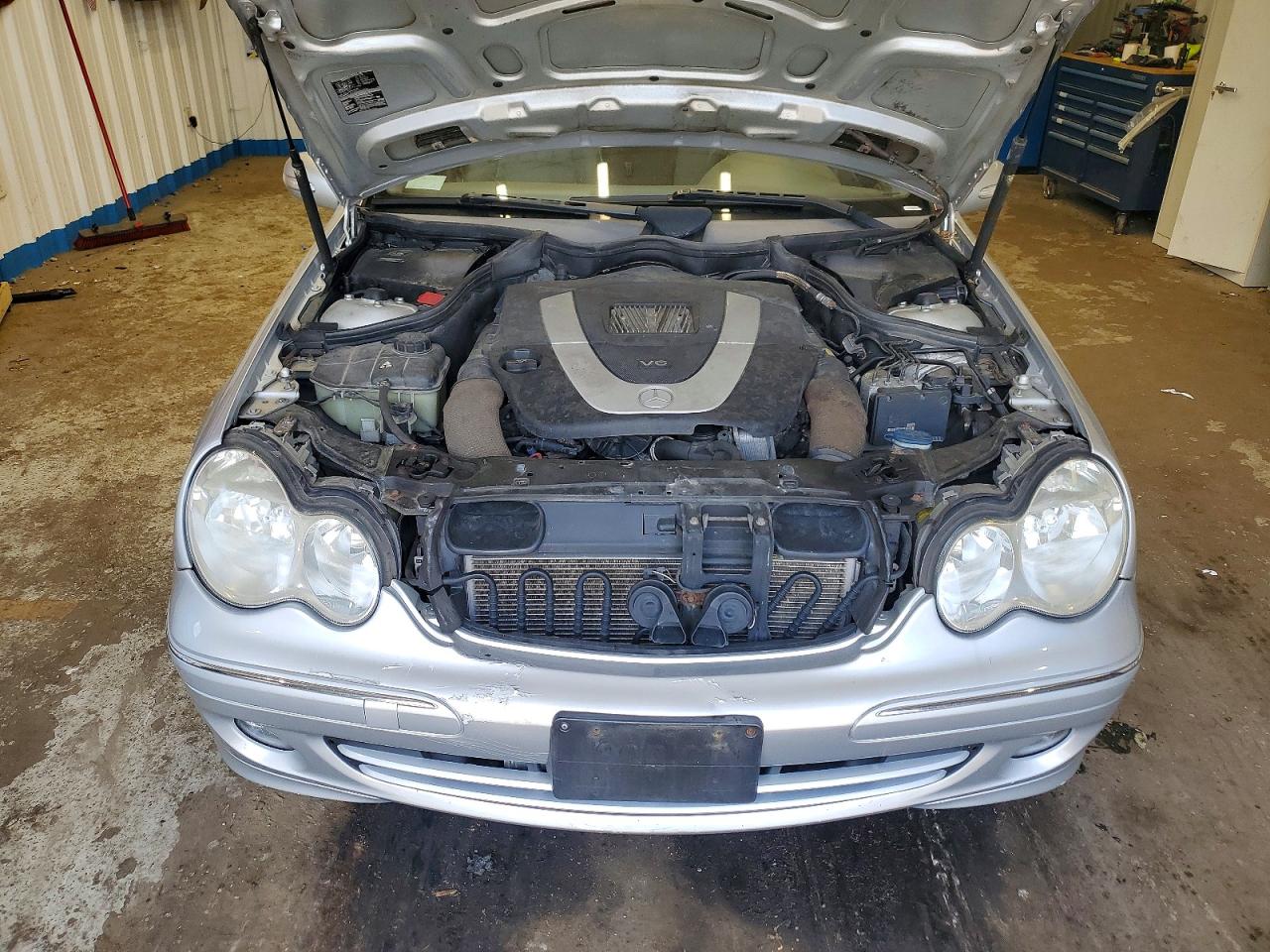 2007 Mercedes-benz C 280 4matic Серебряный vin: WDBRF92H67F850640
